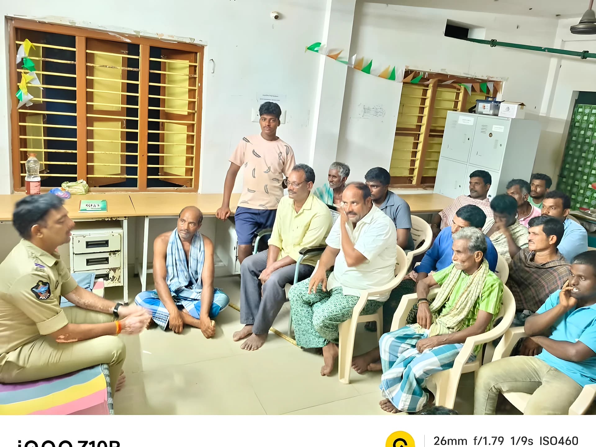 ప్రశాంత ఎన్నికలకు ప్రజలు సహకరించాలి: సీఐ
