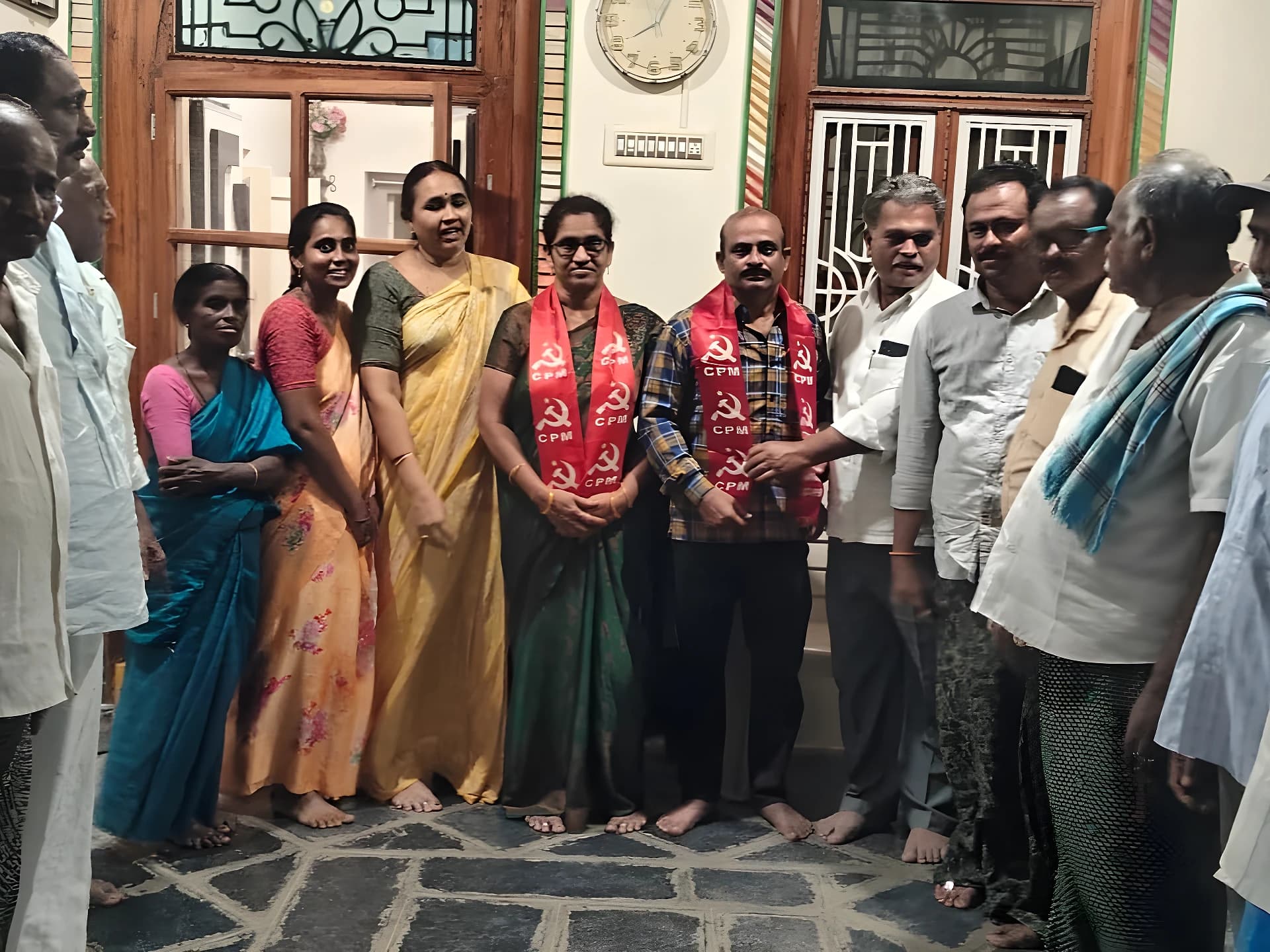 CPM లోకి ఆయులూరి దంపతులు చేరిక"