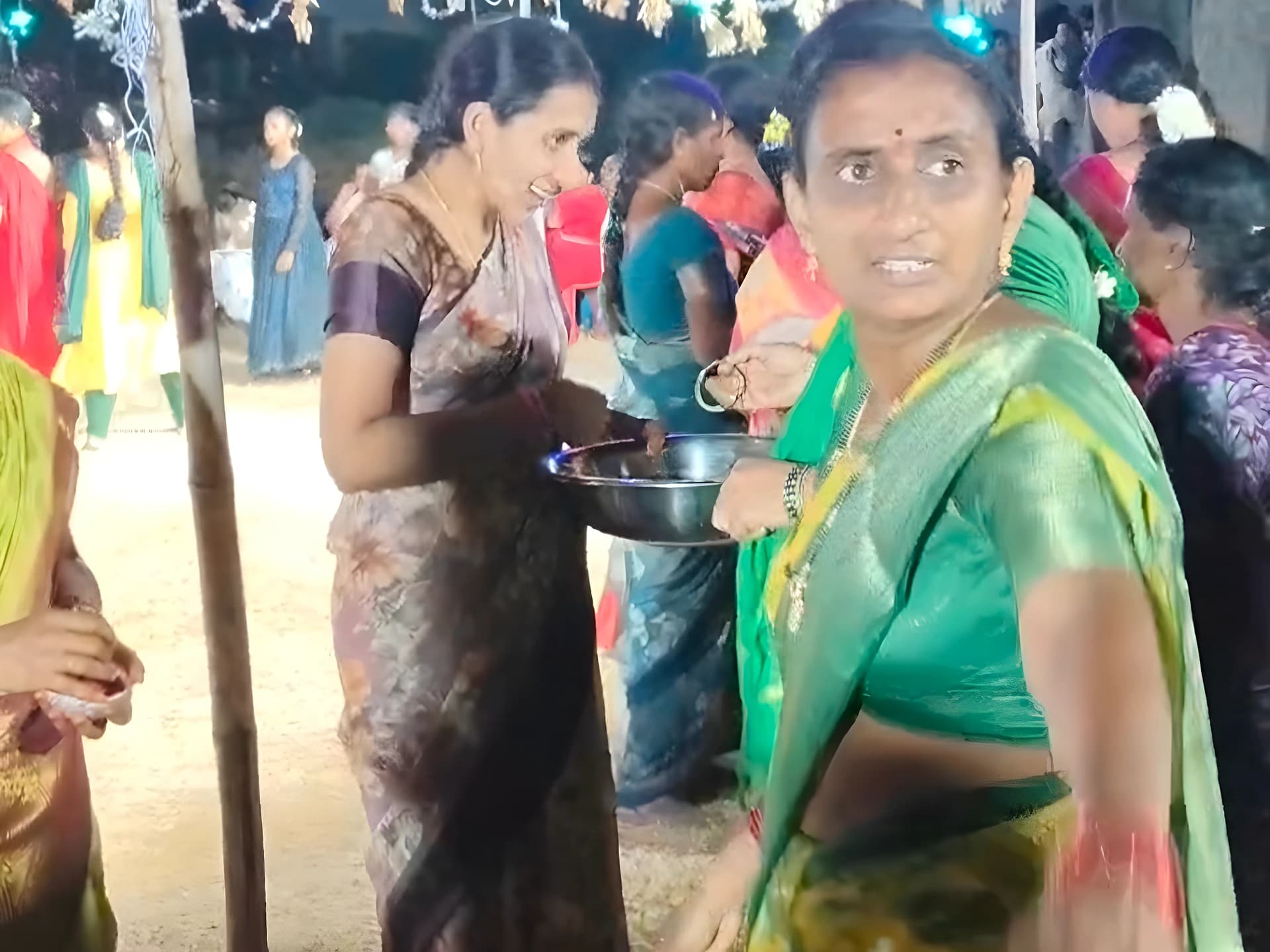 భీమవరంలో బతుకమ్మ సంబరాలు