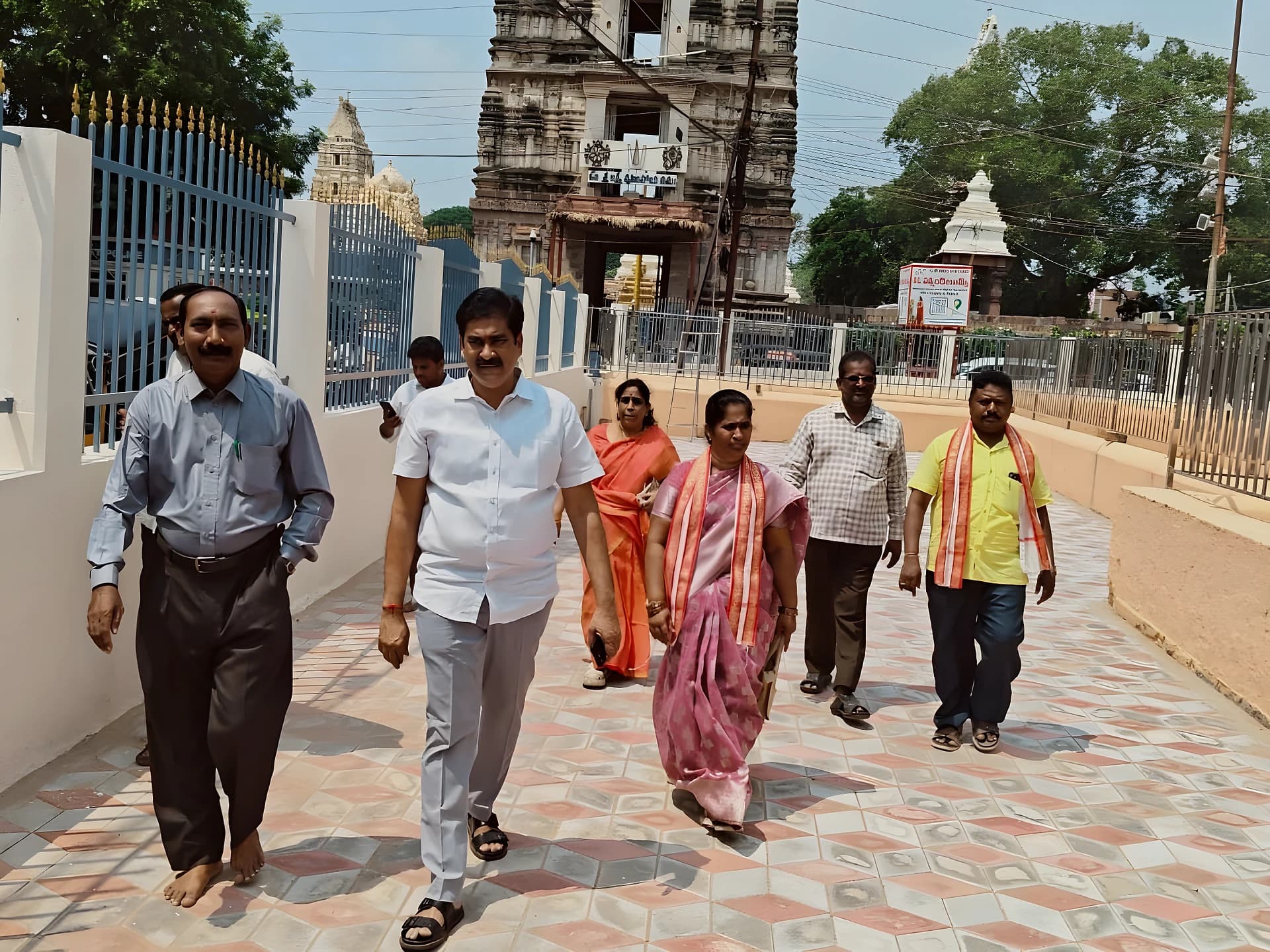 చీకటి కోనేరు మేకోవర్ పూర్తి!