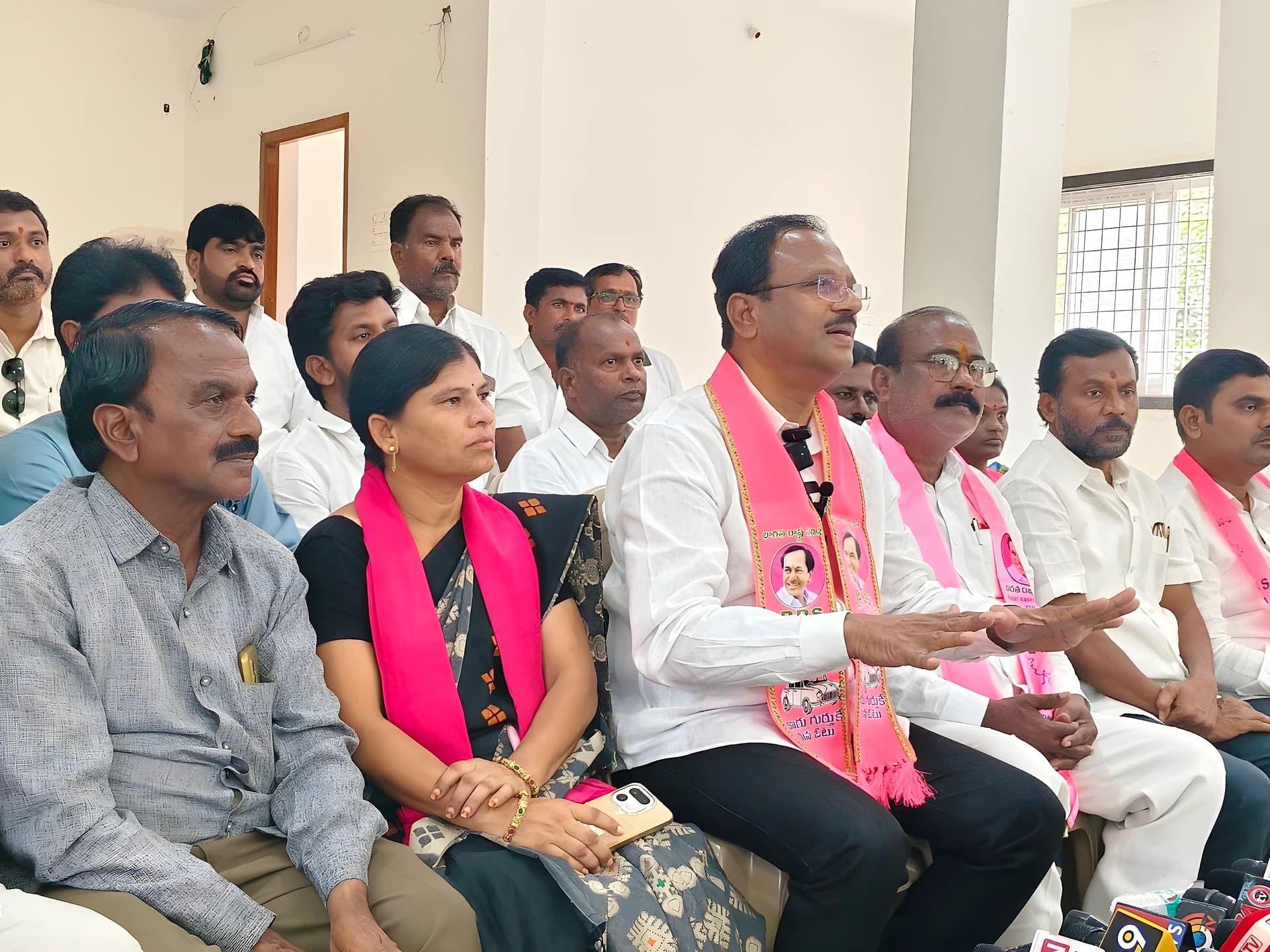 జడ్చర్ల MLAకు లక్ష్మారెడ్డి సవాల్