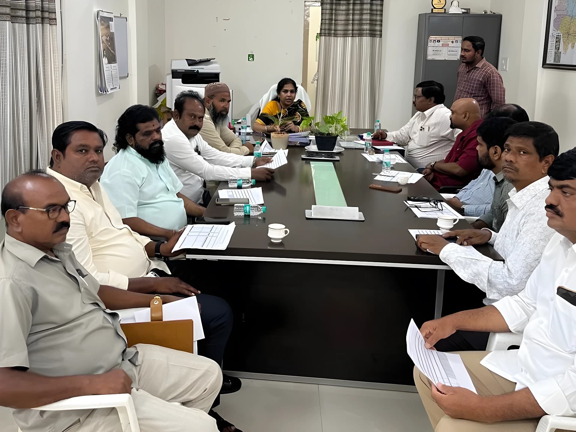 ఓటర్ల జాబితా ప్రక్రియపై రాజకీయ పార్టీలతో సమావేశం