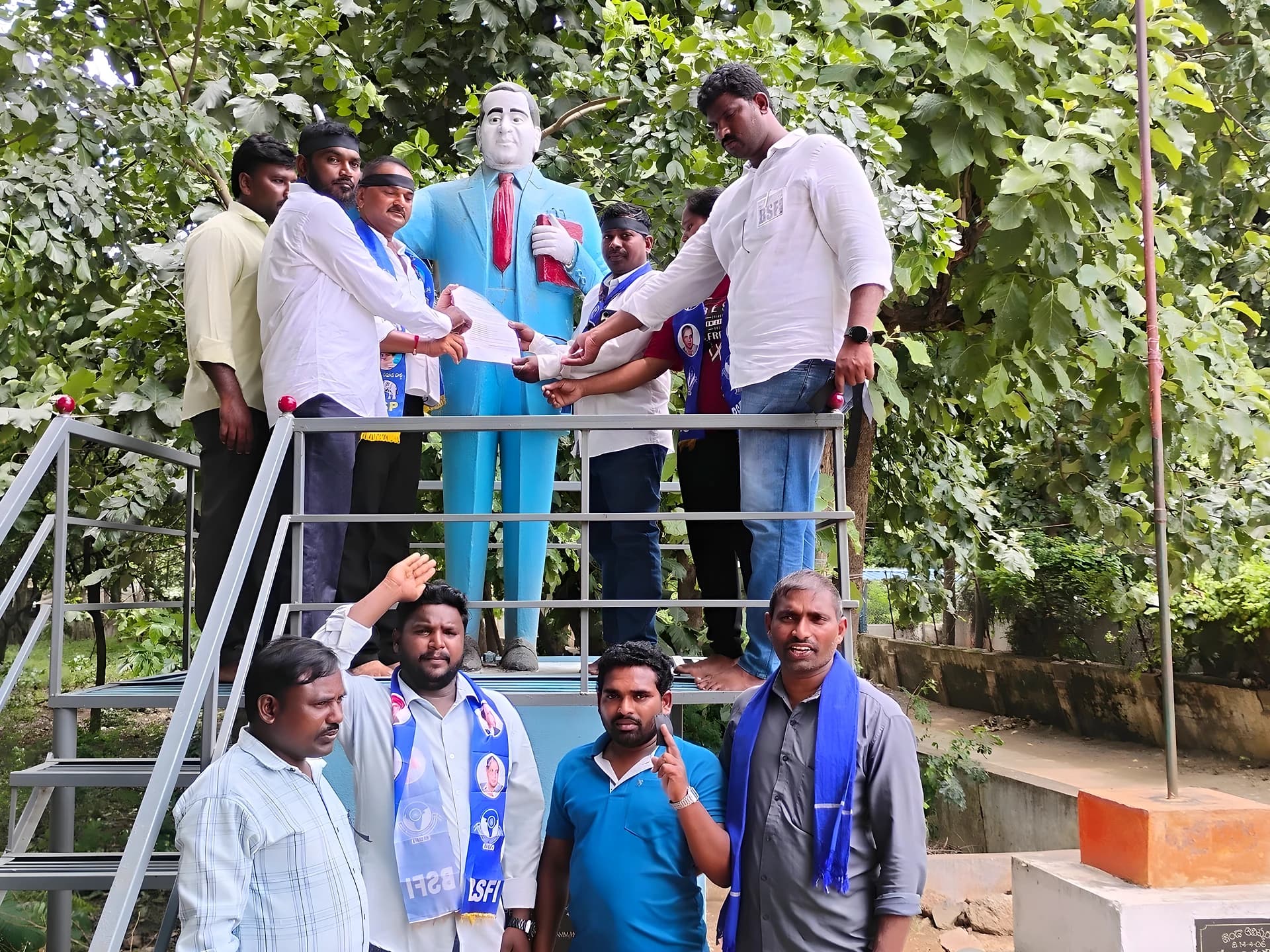 ప్రభుత్వ ఐటీఐ కాలేజీ నిర్మించాలి.. BSP నిరసన!