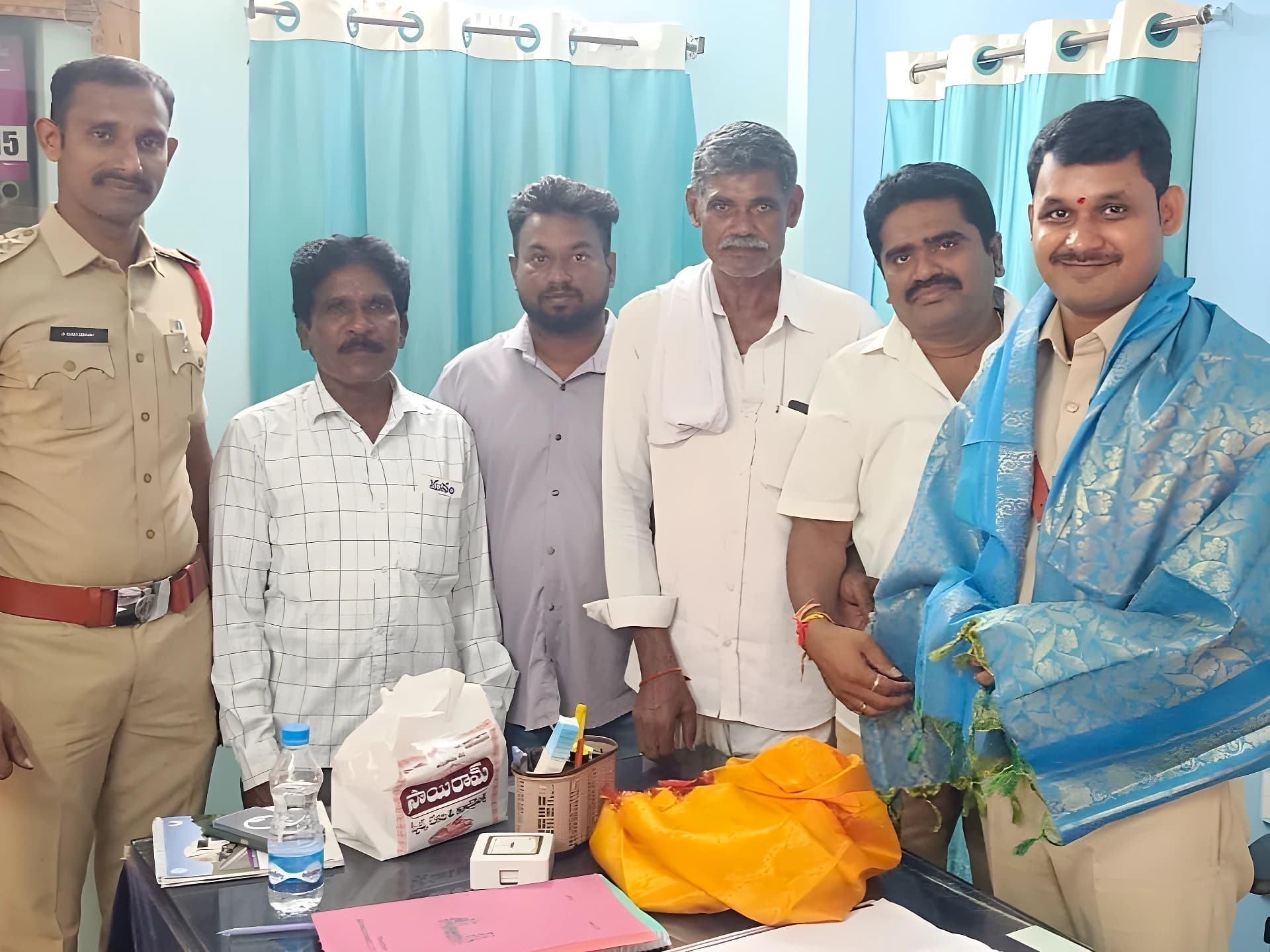 SI నాగరాజుకు సన్మానం