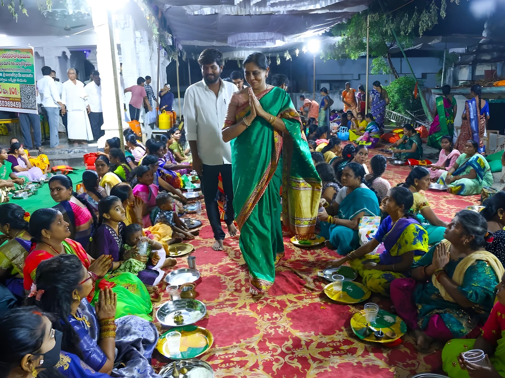 దేవీ నవరాత్రి ఉత్సవాల్లో మాధురమ్మ ప్రత్యేక పూజలు