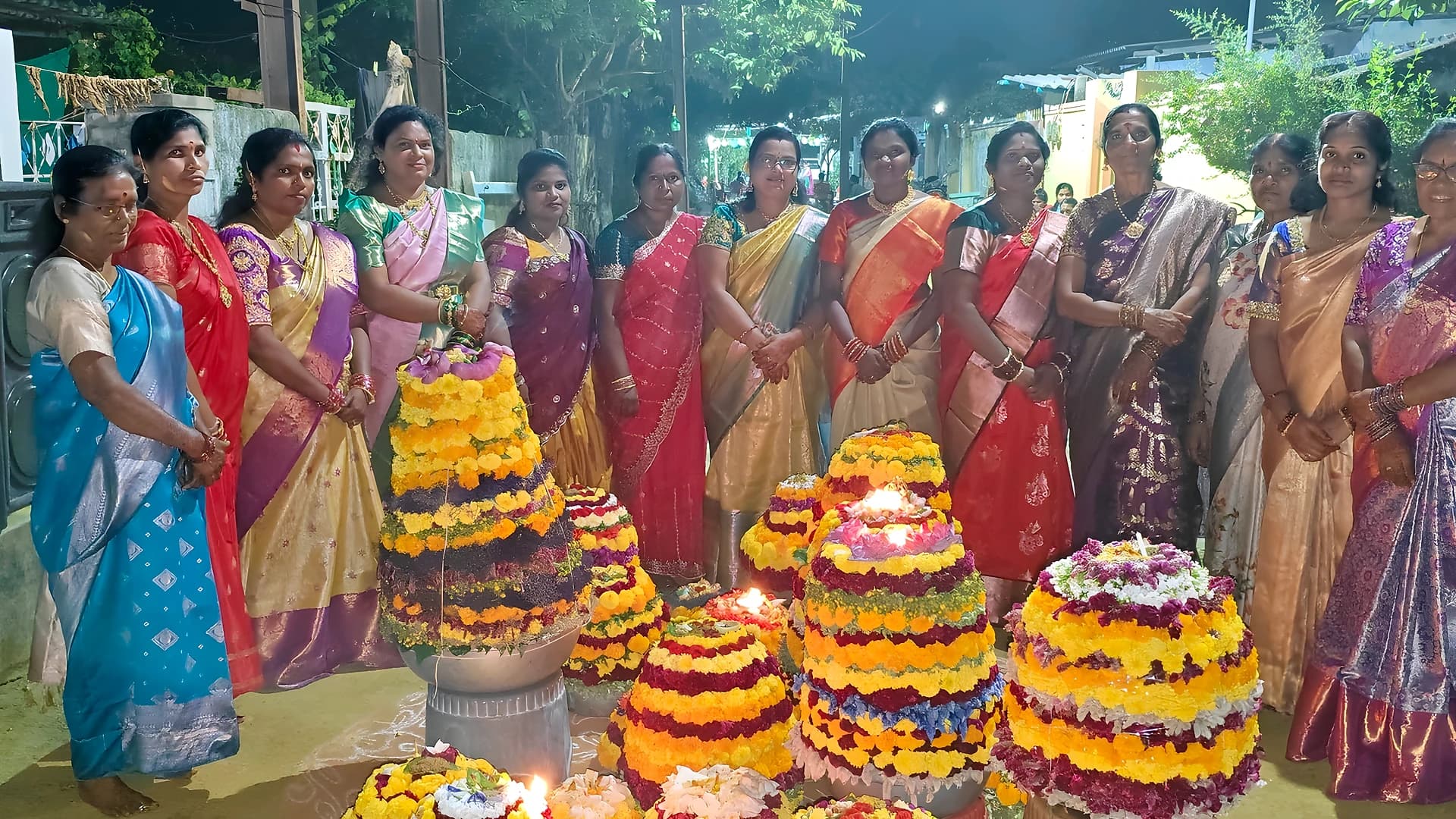 మందమర్రిలో ఘనంగా బతుకమ్మ సంబరాలు