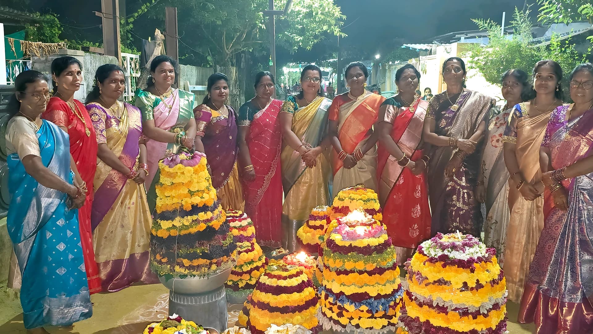 మందమర్రిలో ఘనంగా బతుకమ్మ సంబరాలు