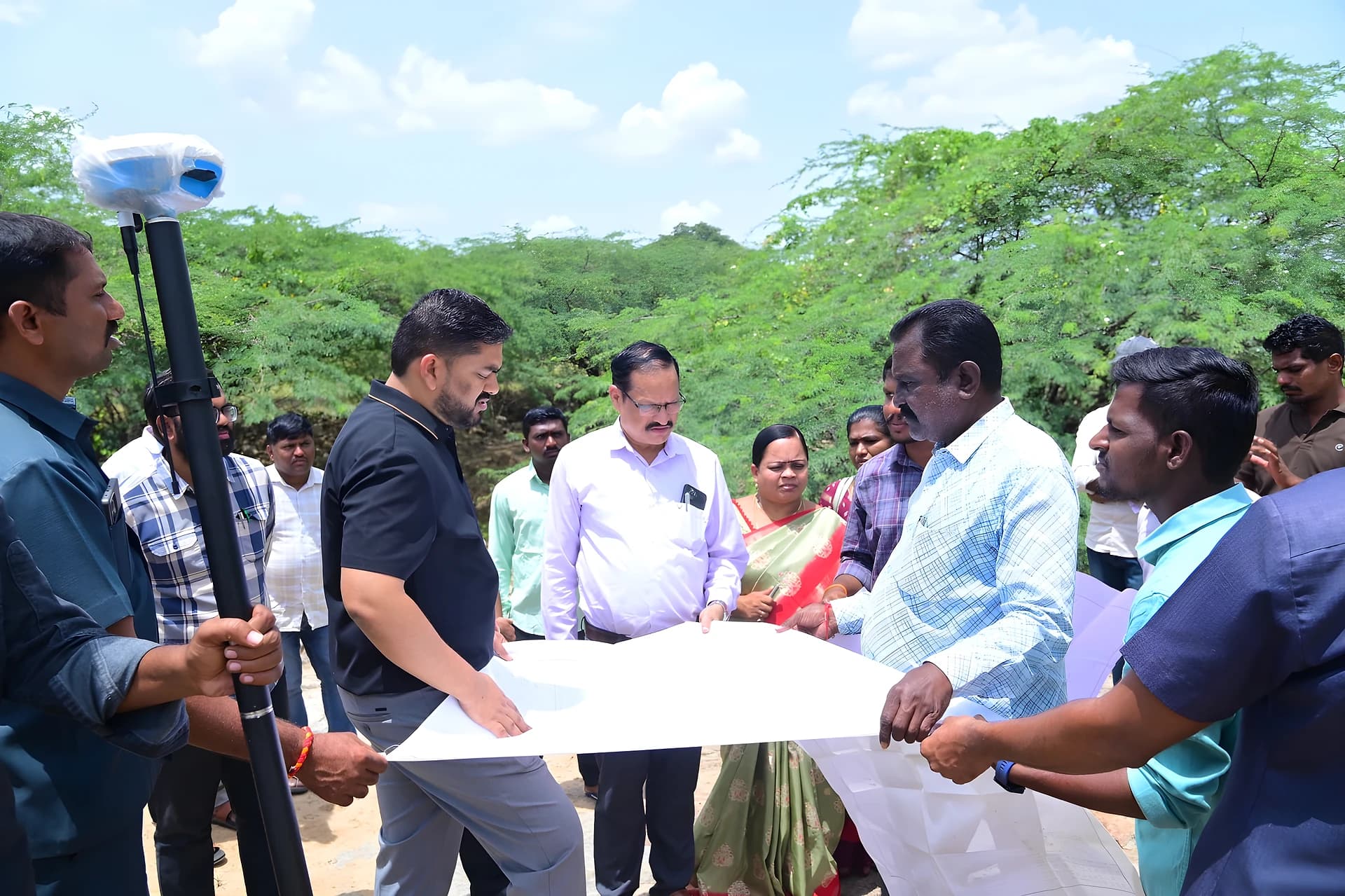 భూ సమస్యల పరిష్కారానికి పకడ్బందీగా రీ సర్వే