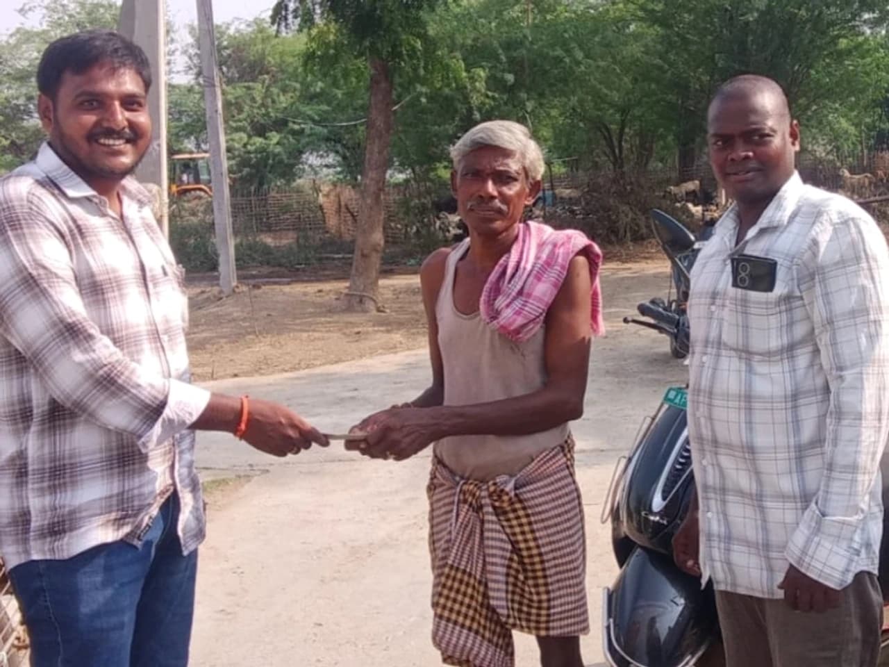 ఎన్టీఆర్ భరోసా పెన్షన్ల పంపిణీ