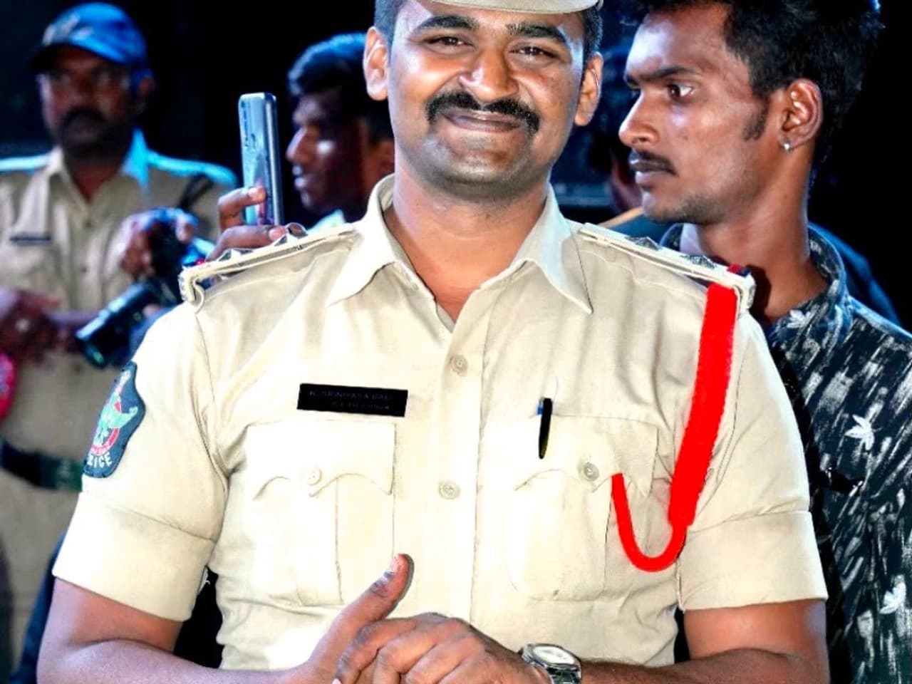 పండుగను ప్రశాంతంగా జరుపుకోండి: SI
