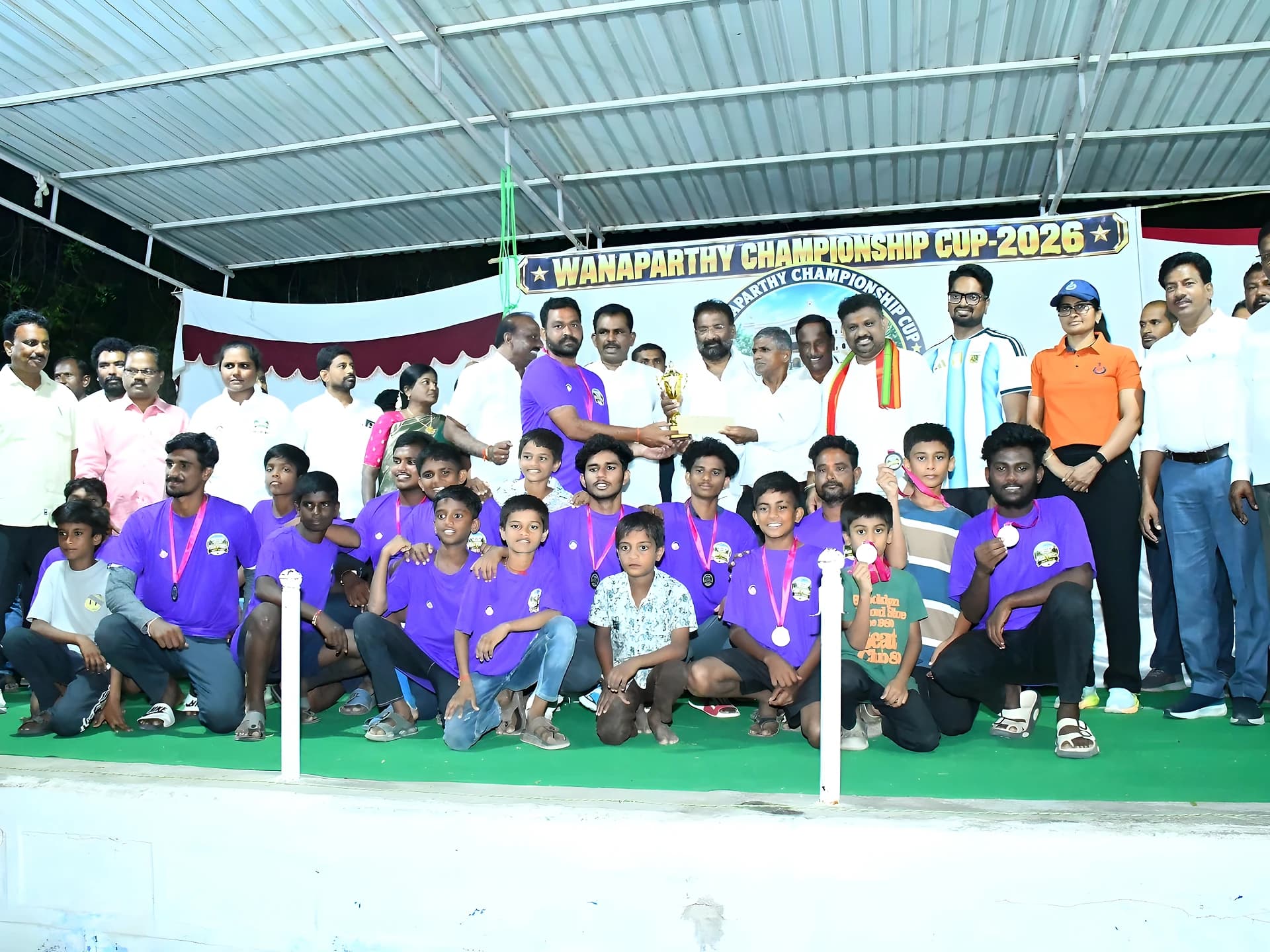 'వనపర్తిని క్రీడా కేంద్రంగా తీర్చిదిద్దుతాం'