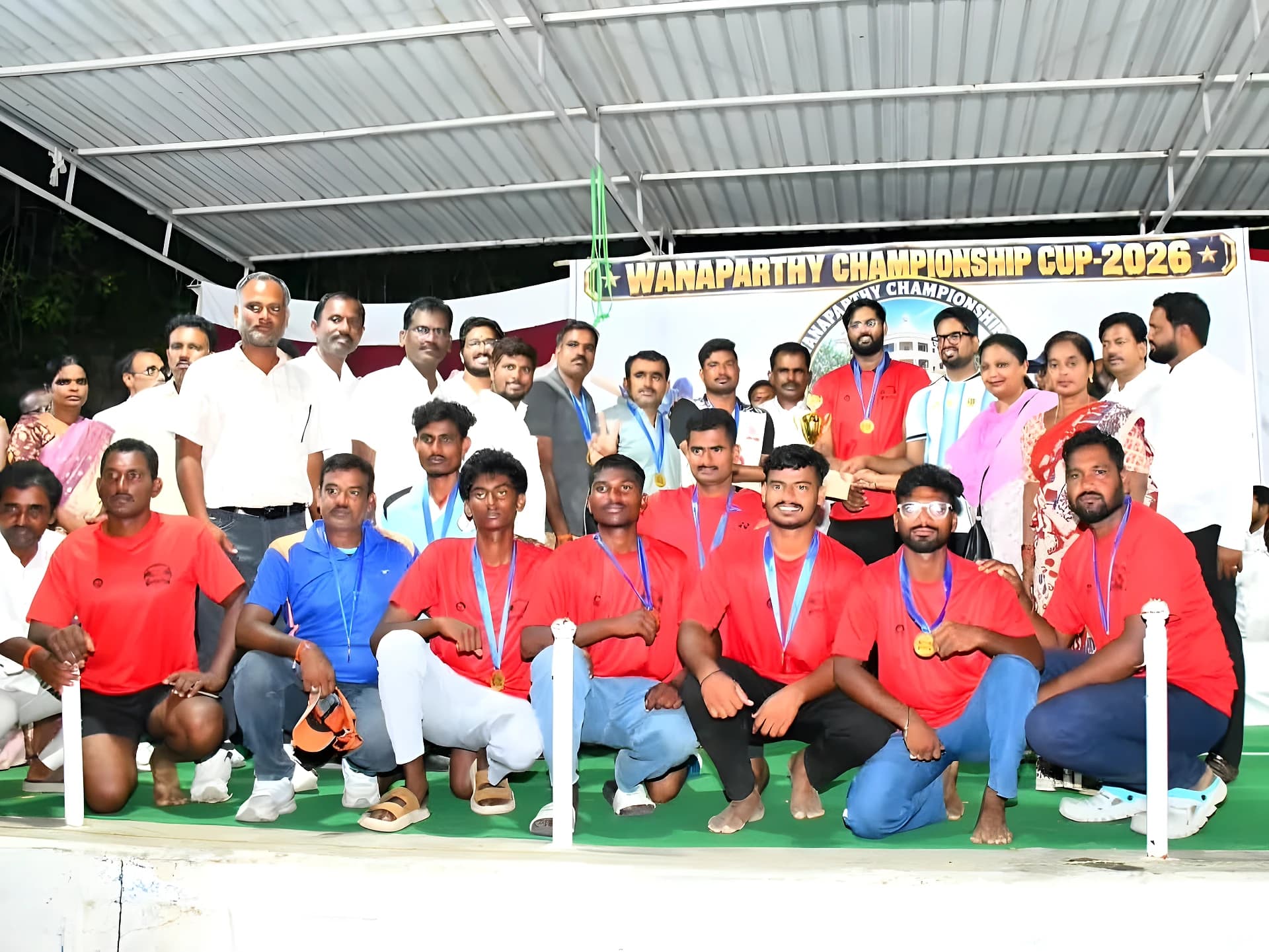 'వనపర్తిని క్రీడా కేంద్రంగా తీర్చిదిద్దుతాం'