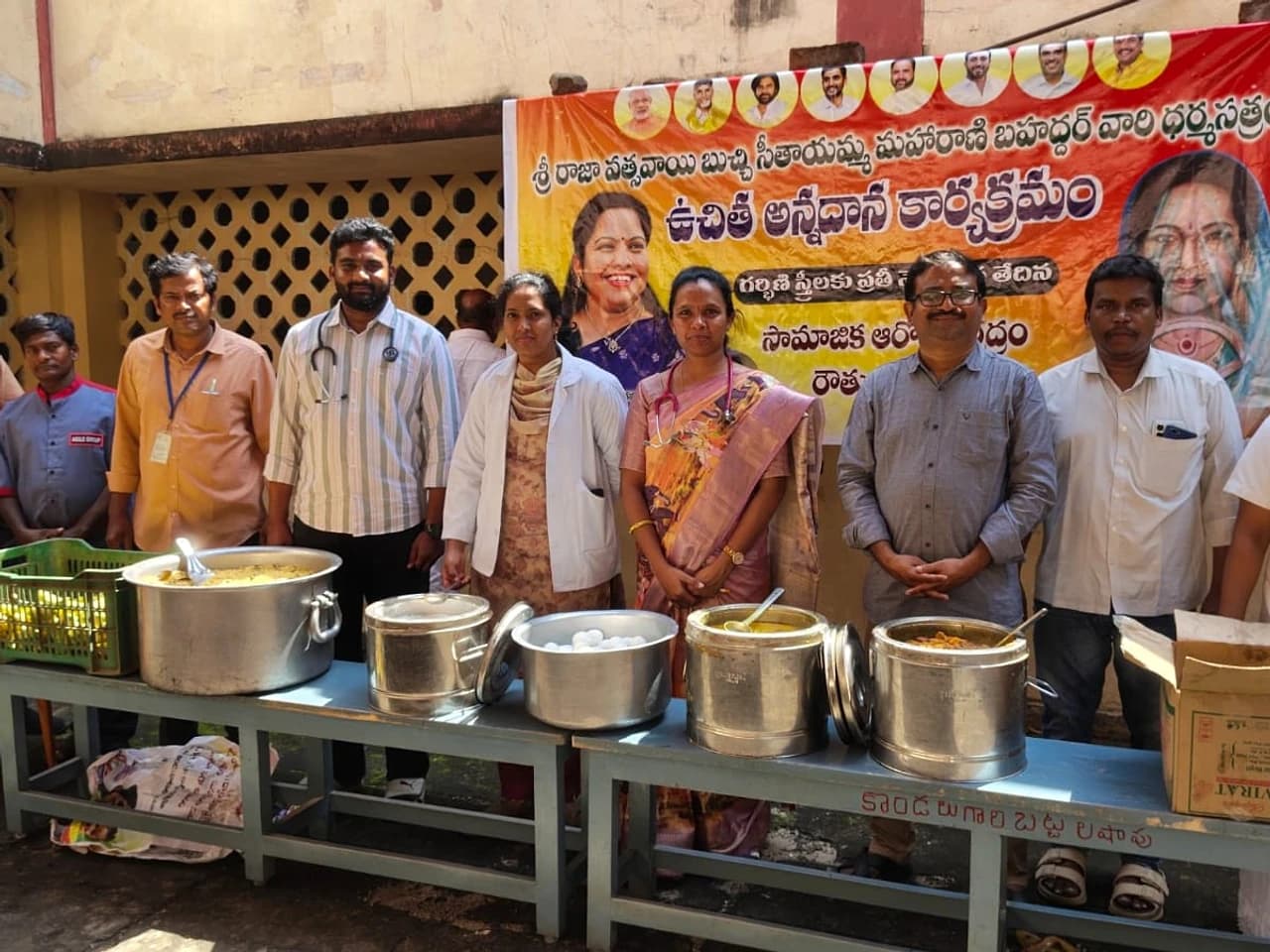 120 మంది గర్భిణులకు వైద్య పరీక్షలు