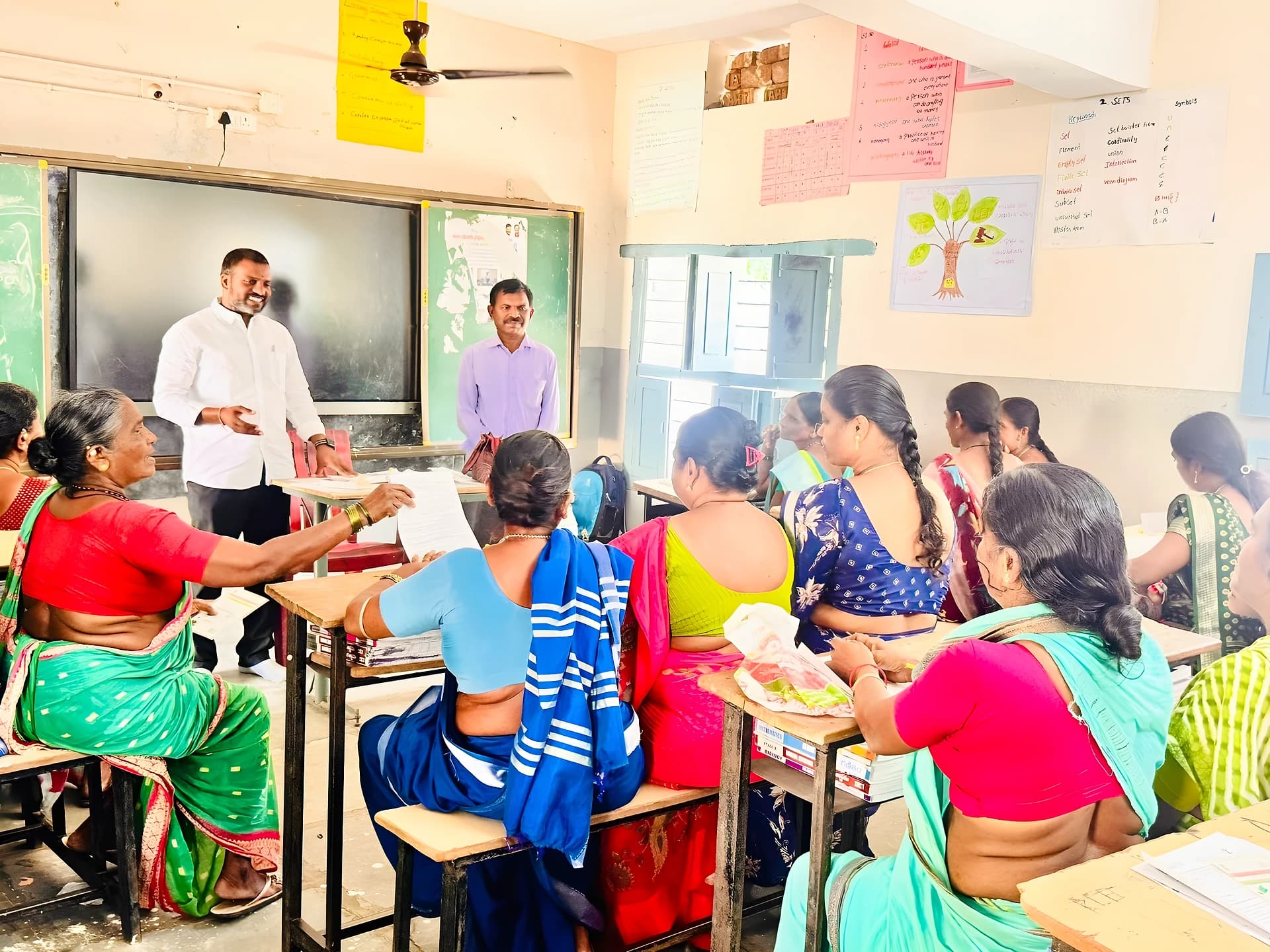 తిమ్మాపూర్లో వయోజన విద్య పరీక్షలు