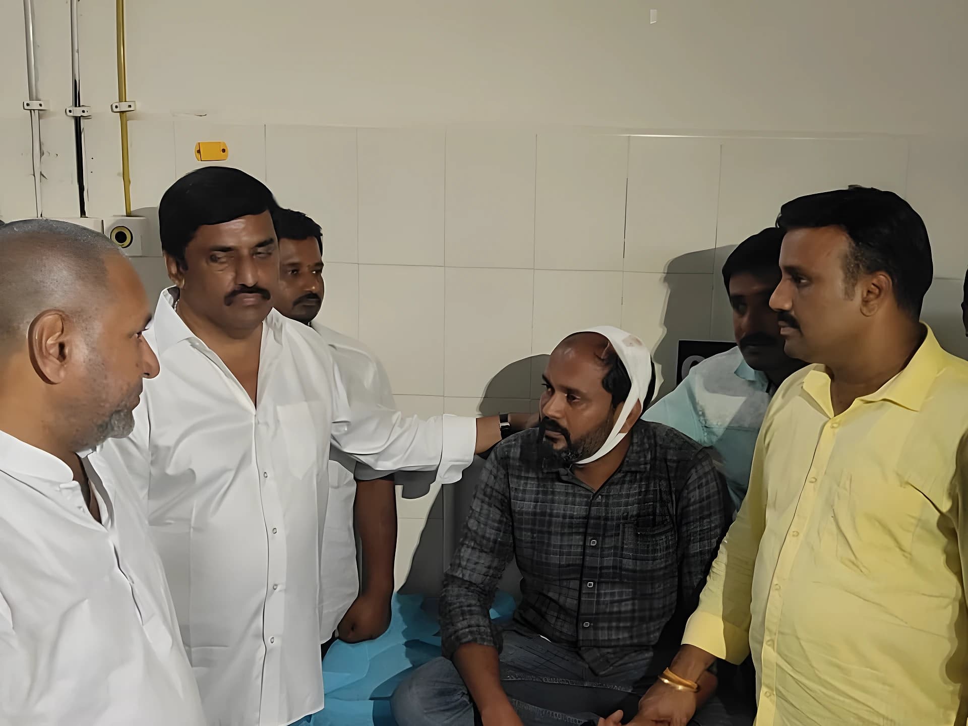మా ఓపికే మా బలం!: టీడీపీ వార్నింగ్