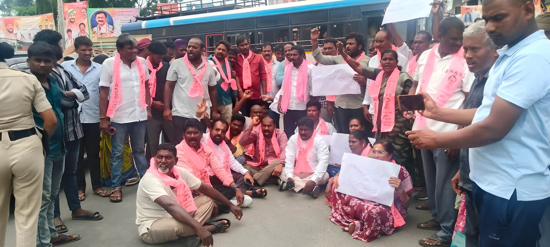 కల్యాణ లక్ష్మి, షాదీ ముబారక్ పథకాలను కాపాడుకోవాలి