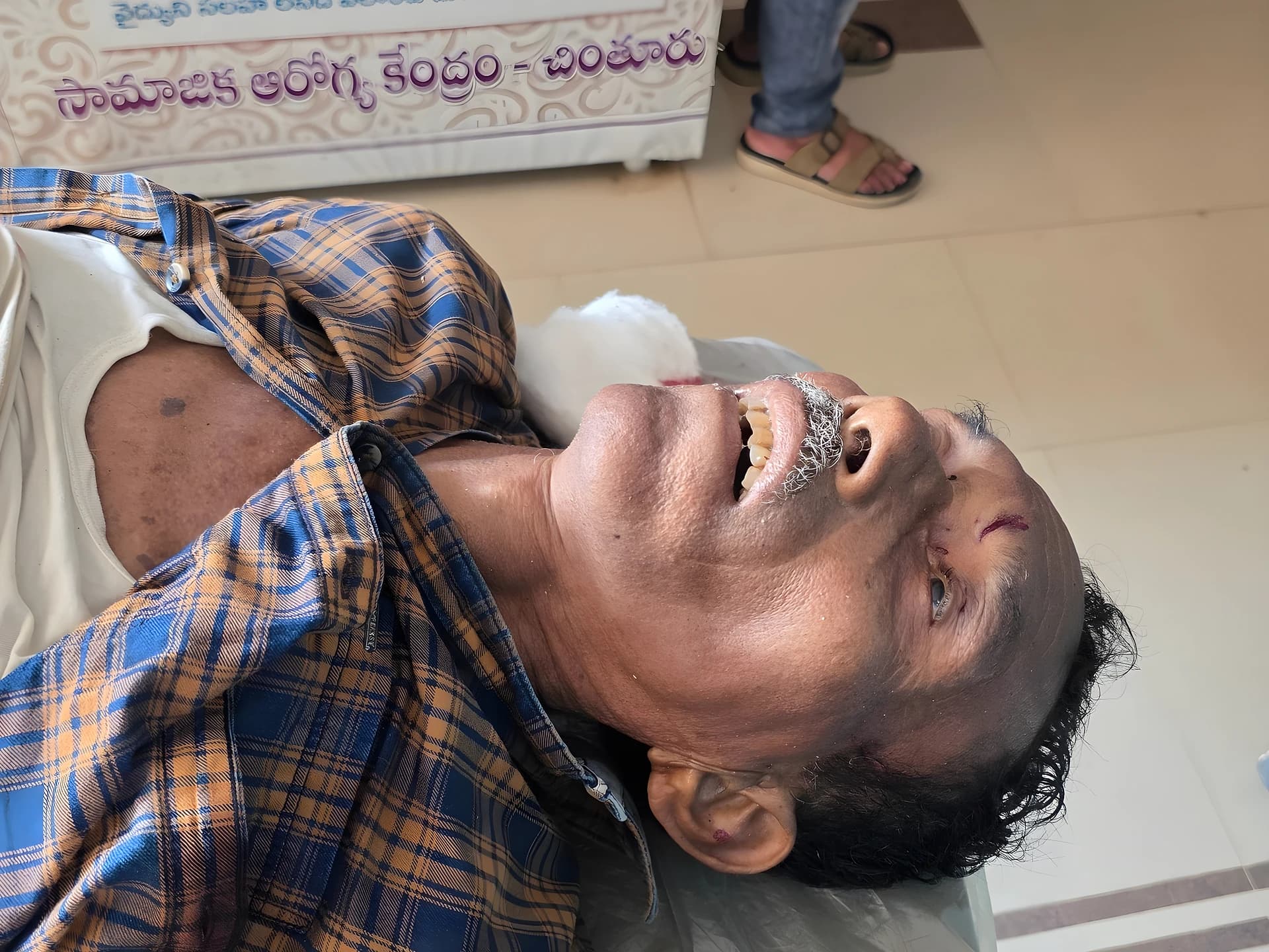 కారు-ఆటో ఢీ.. ఒకరు మృతి!