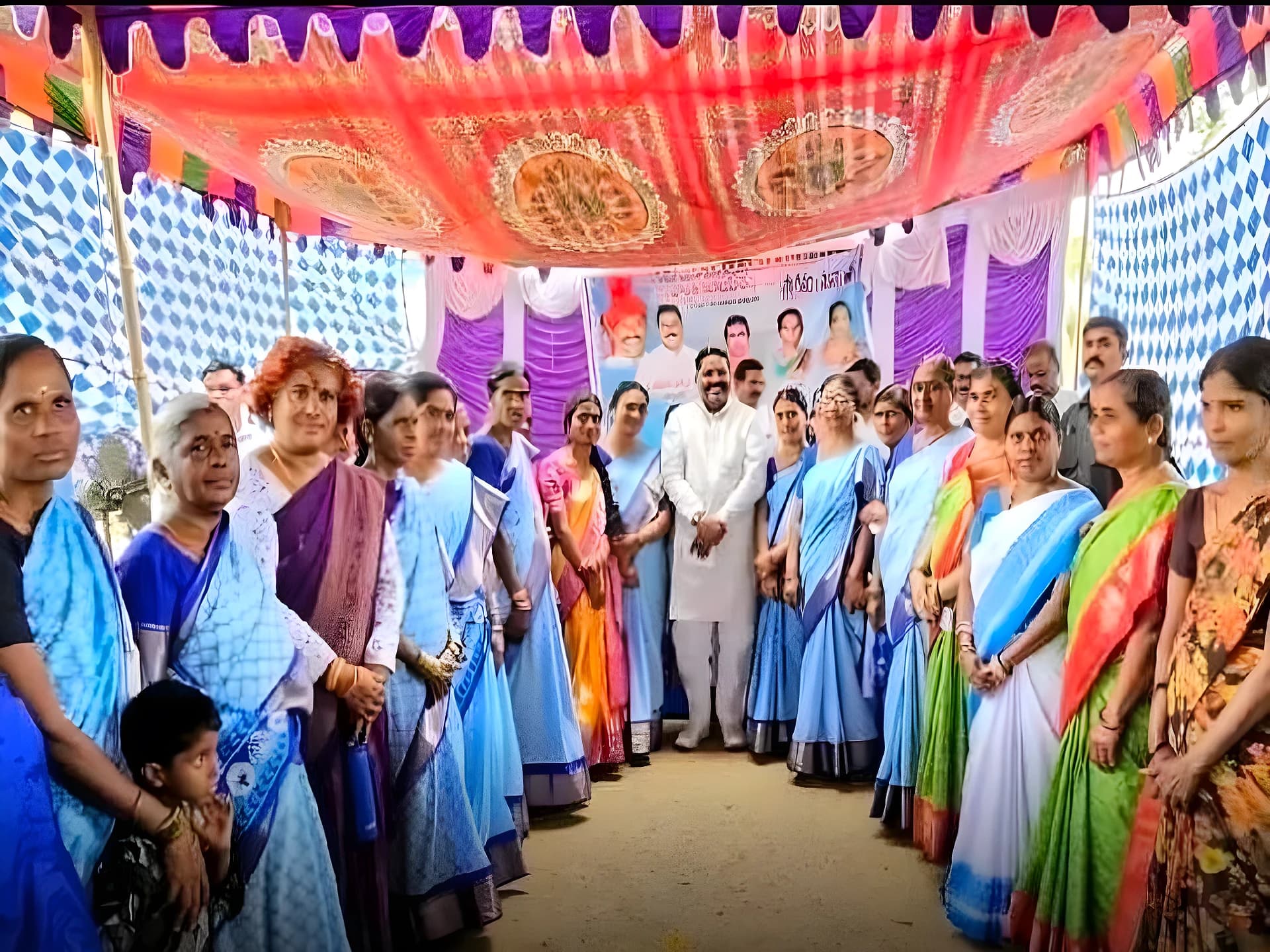 మహిళా సంఘం భవనానికి శంకుస్థాపన