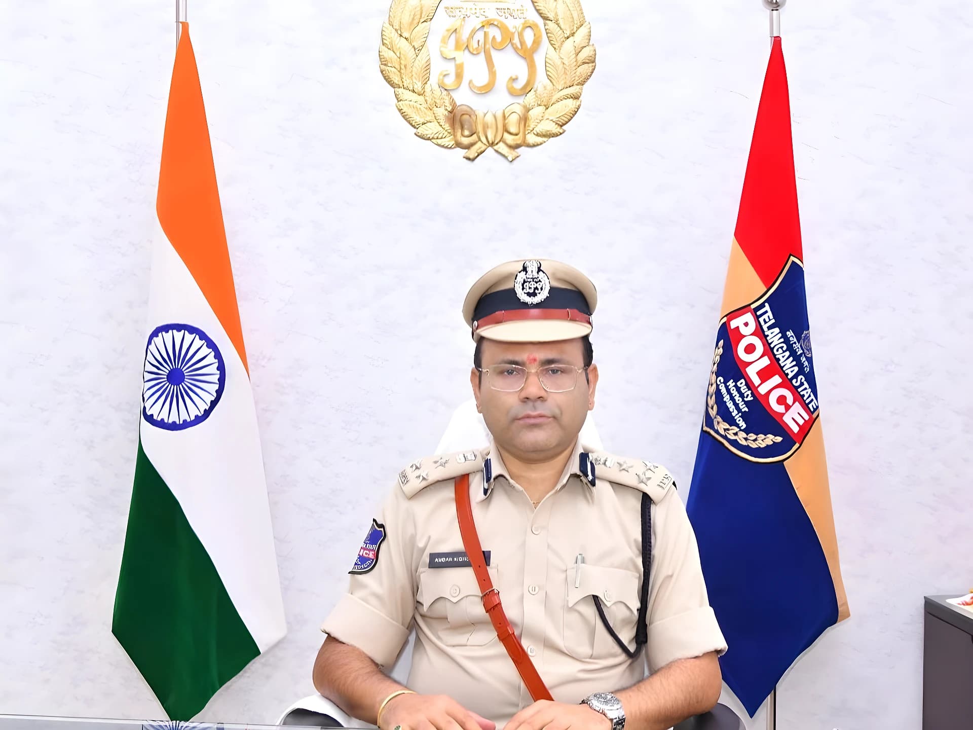 ప్రశాంతంగా గణేష్ నిమజ్జనం నిర్వహించాలి: సీపీ