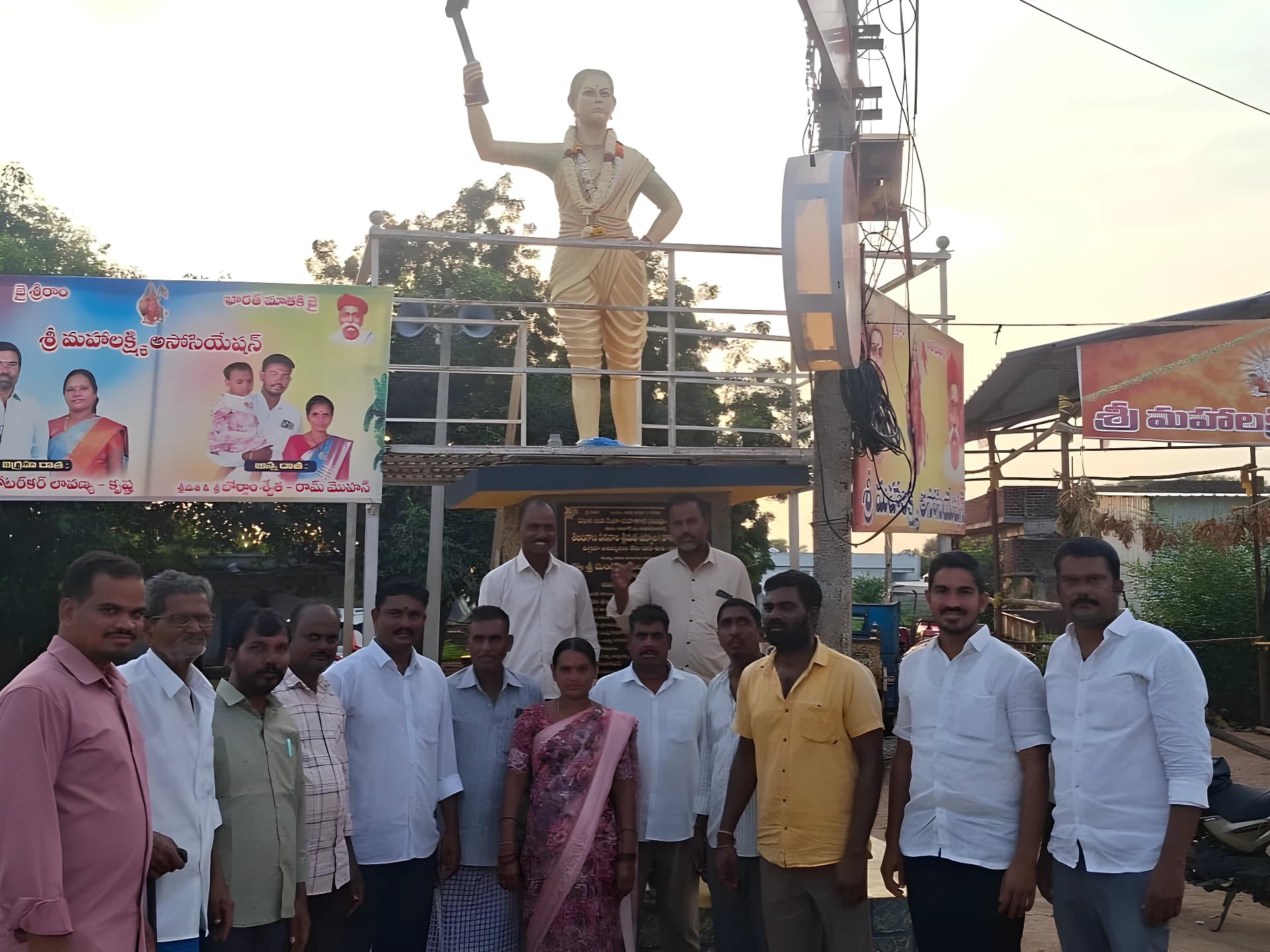 కల్లడిలో చాకలి ఐలమ్మకు ఘన నివాళులు