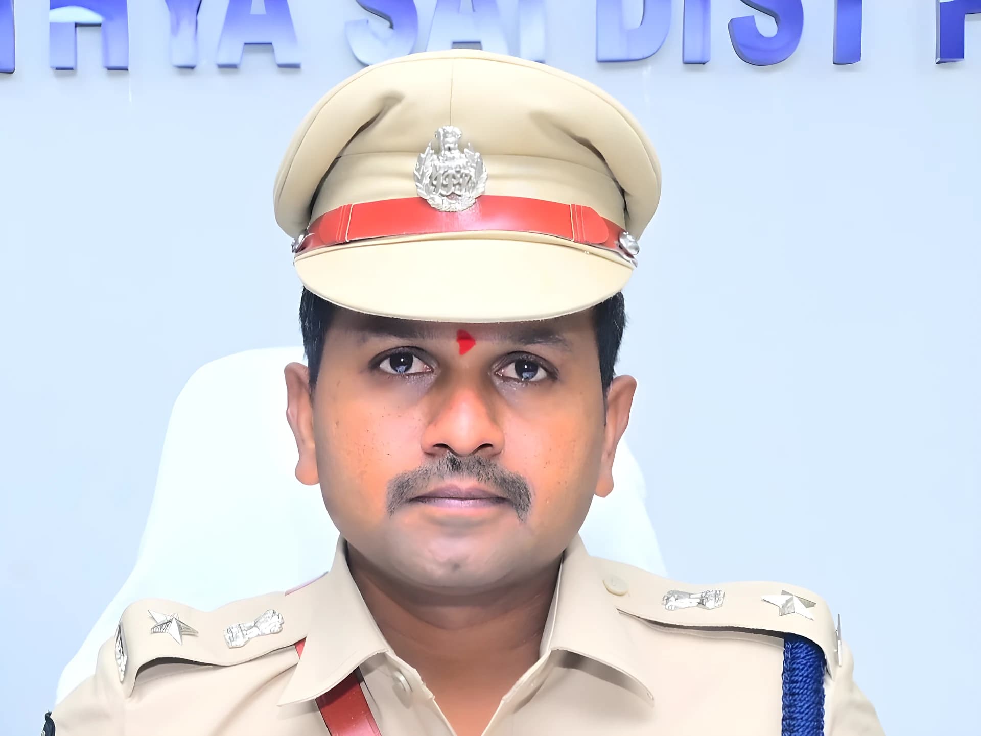 రెచ్చగొట్టే పోస్ట్లు పెడితే చర్యలు తప్పవు