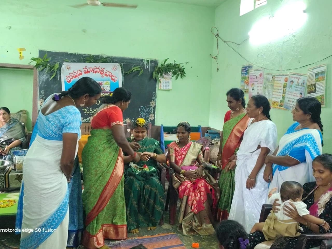 అంగన్వాడి సెంటర్లో శ్రీమంతాల వేడుకలు