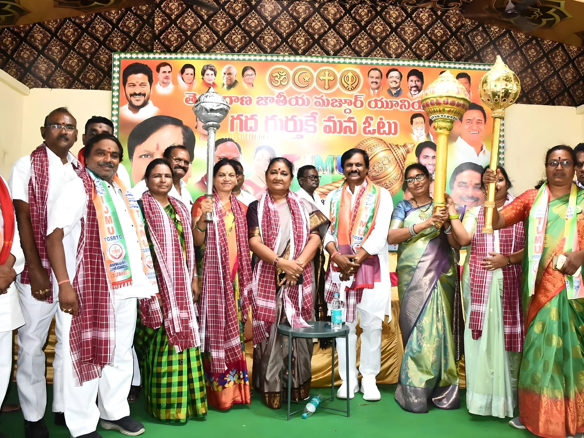 ఆర్టీసీ విలీనం కాంగ్రెస్తోనే సాధ్యం!
