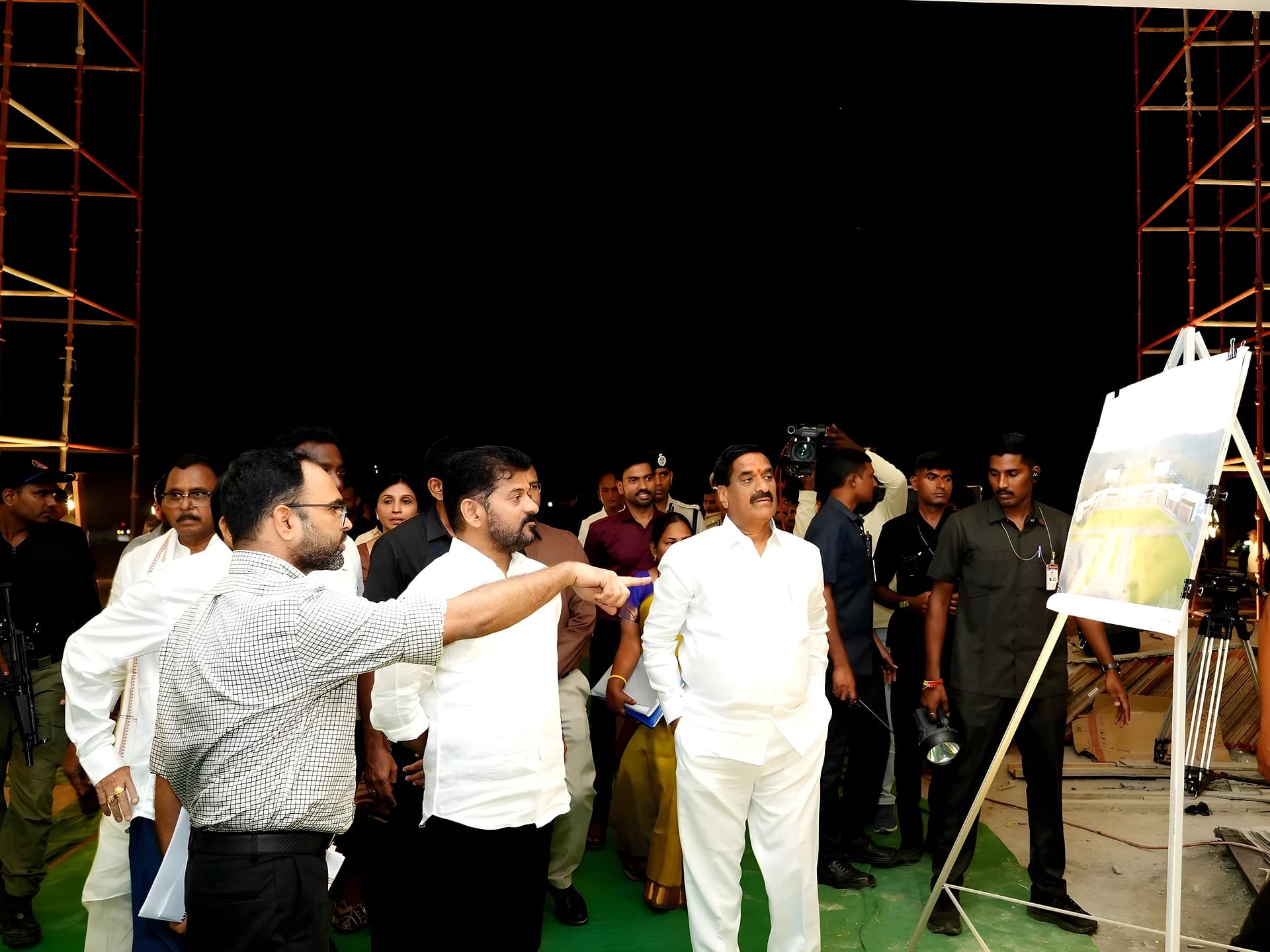 గ్లోబల్ సమ్మిట్.. ఫ్యూచర్ సిటీ పనుల్లో స్పీడ్!