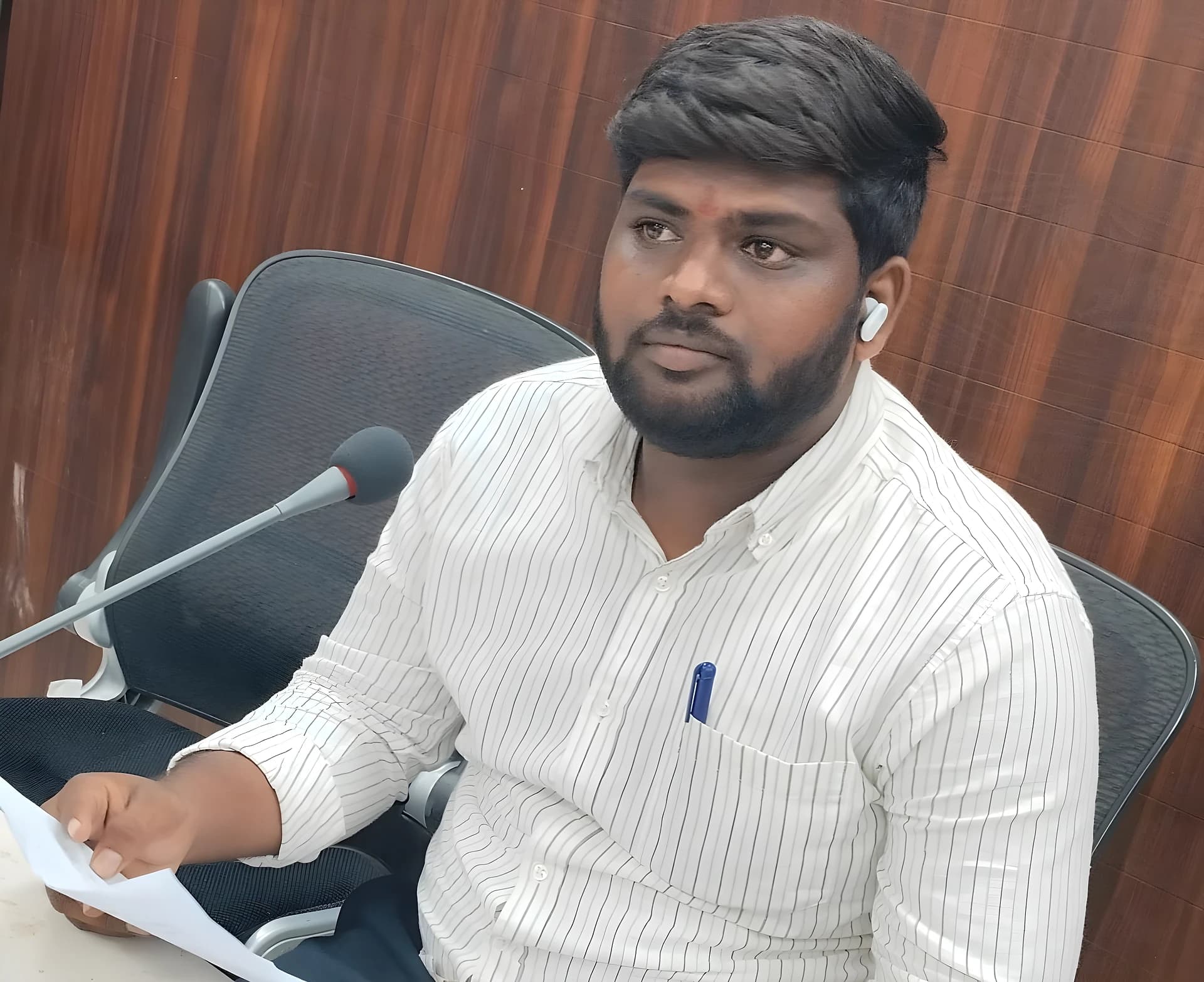 వీధి దీపాలు వేయండి.. ప్రజల ప్రాణాలు కాపాడండి!