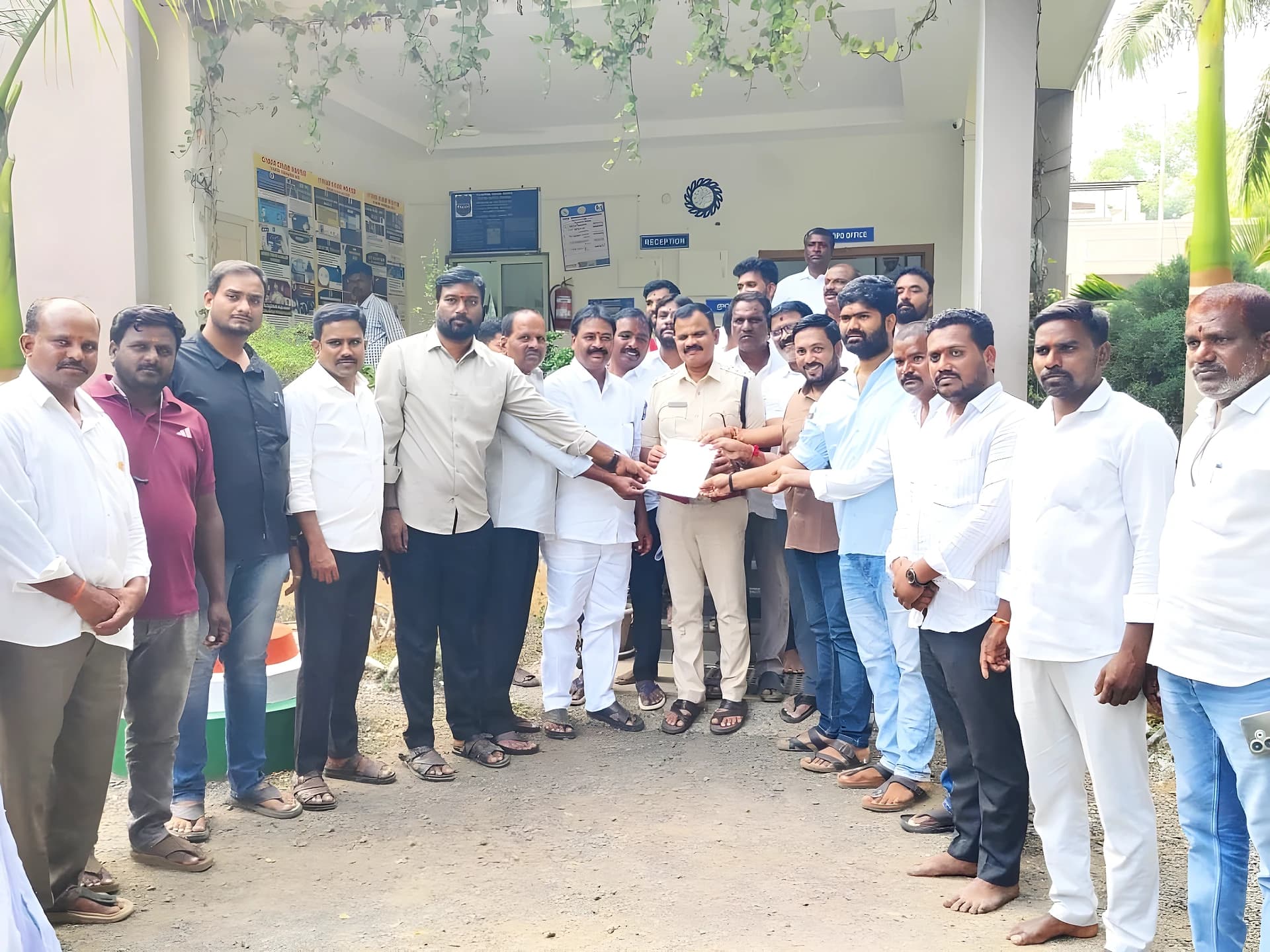ఫేక్ నోటీస్పై BRS సీరియస్