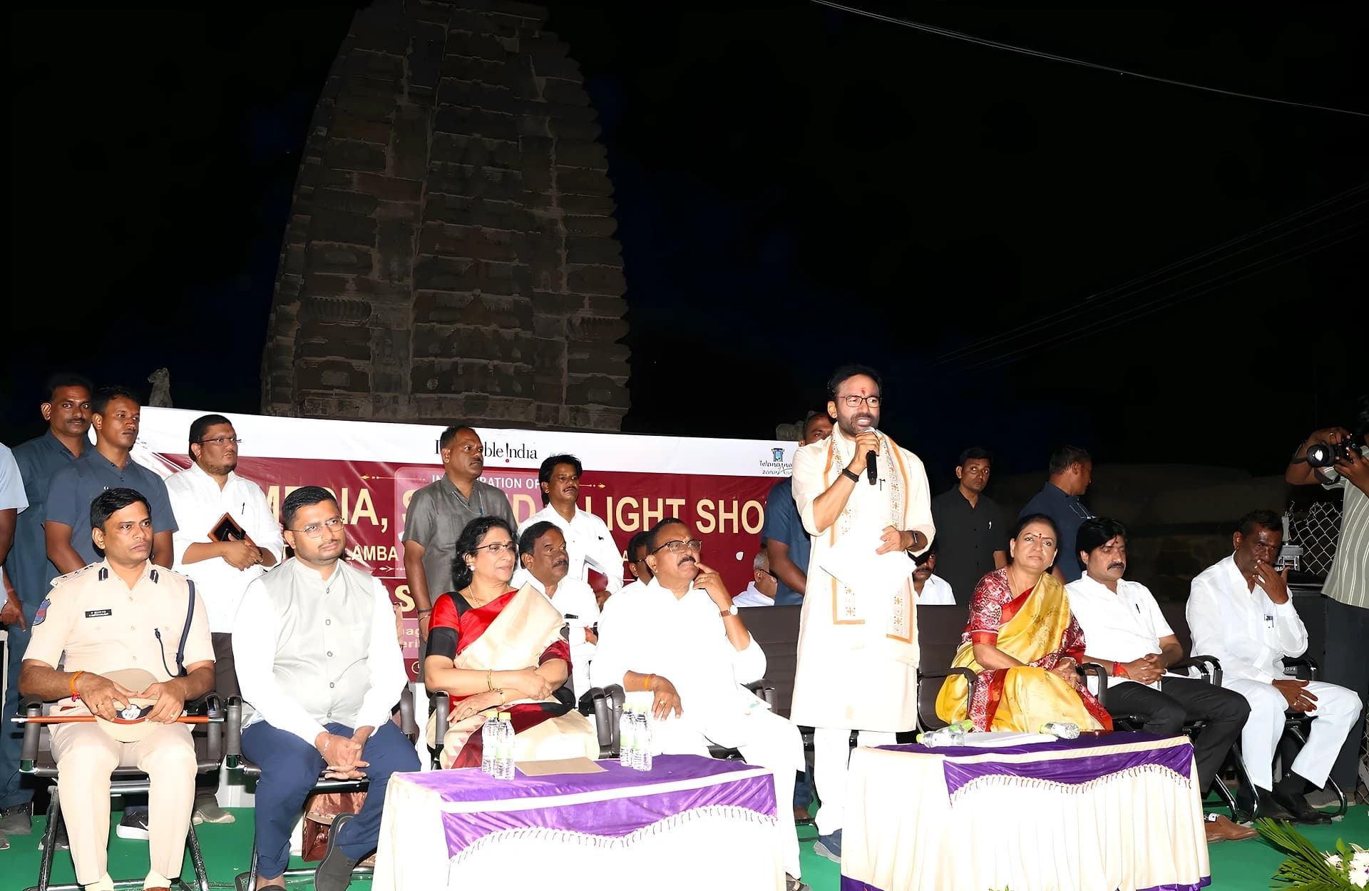 అలంపూర్లో రూ.4.60 కోట్లతో లైట్ షో
