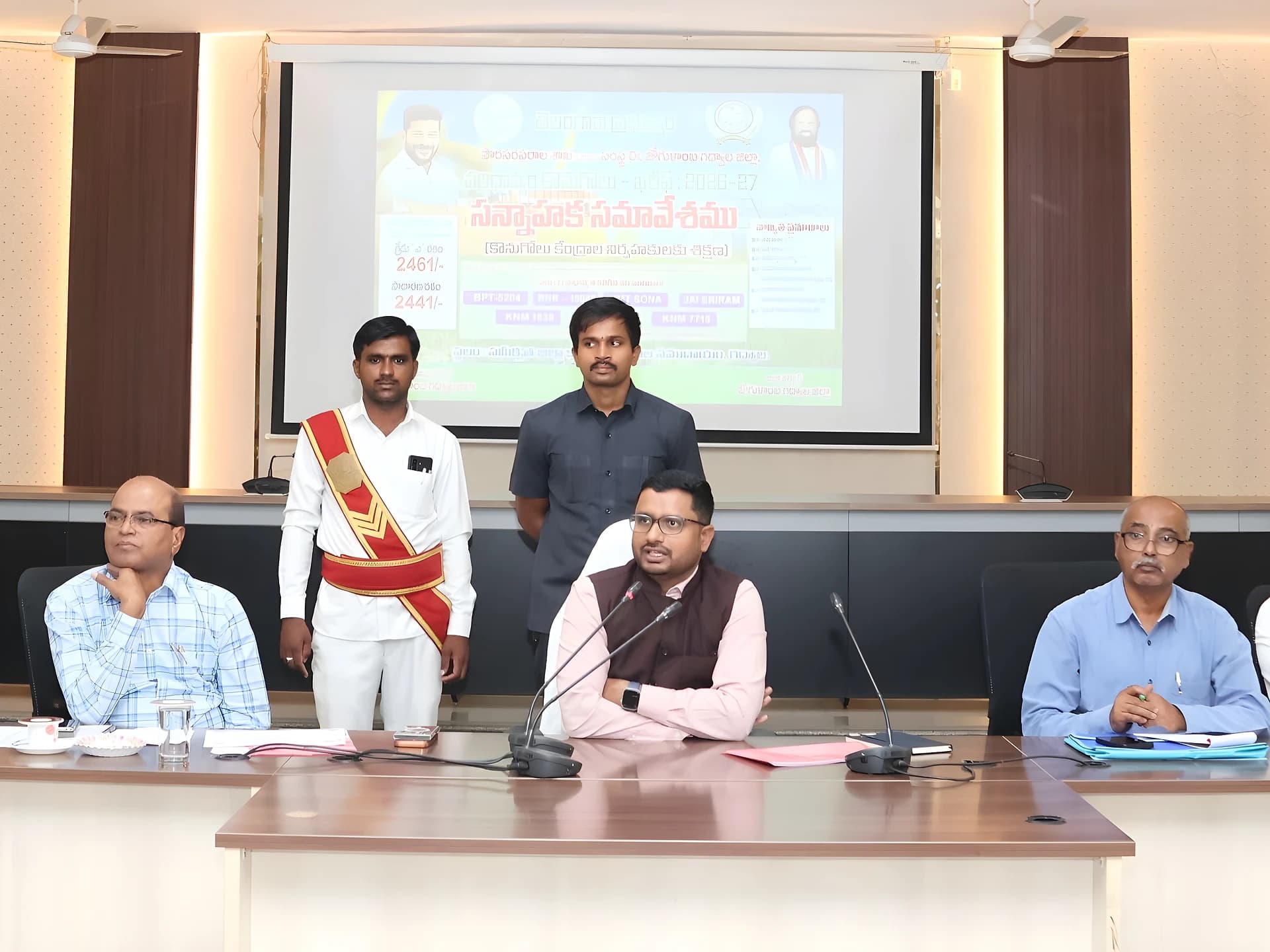 అక్రమాలు చేస్తే ఊరుకోం: కలెక్టర్