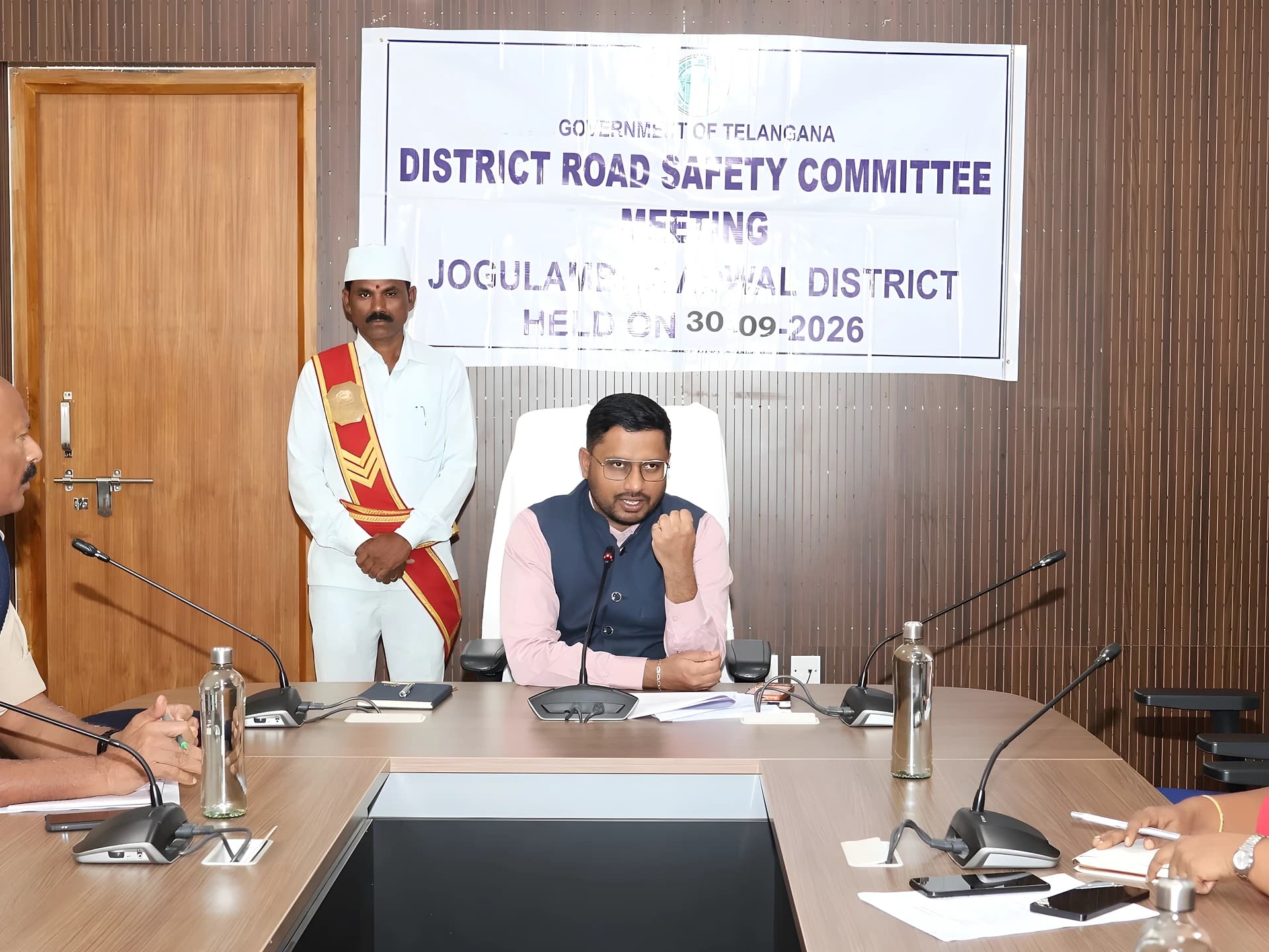 రోడ్డు ప్రమాదాల నివారణకు కలెక్టర్ ఆదేశాలు