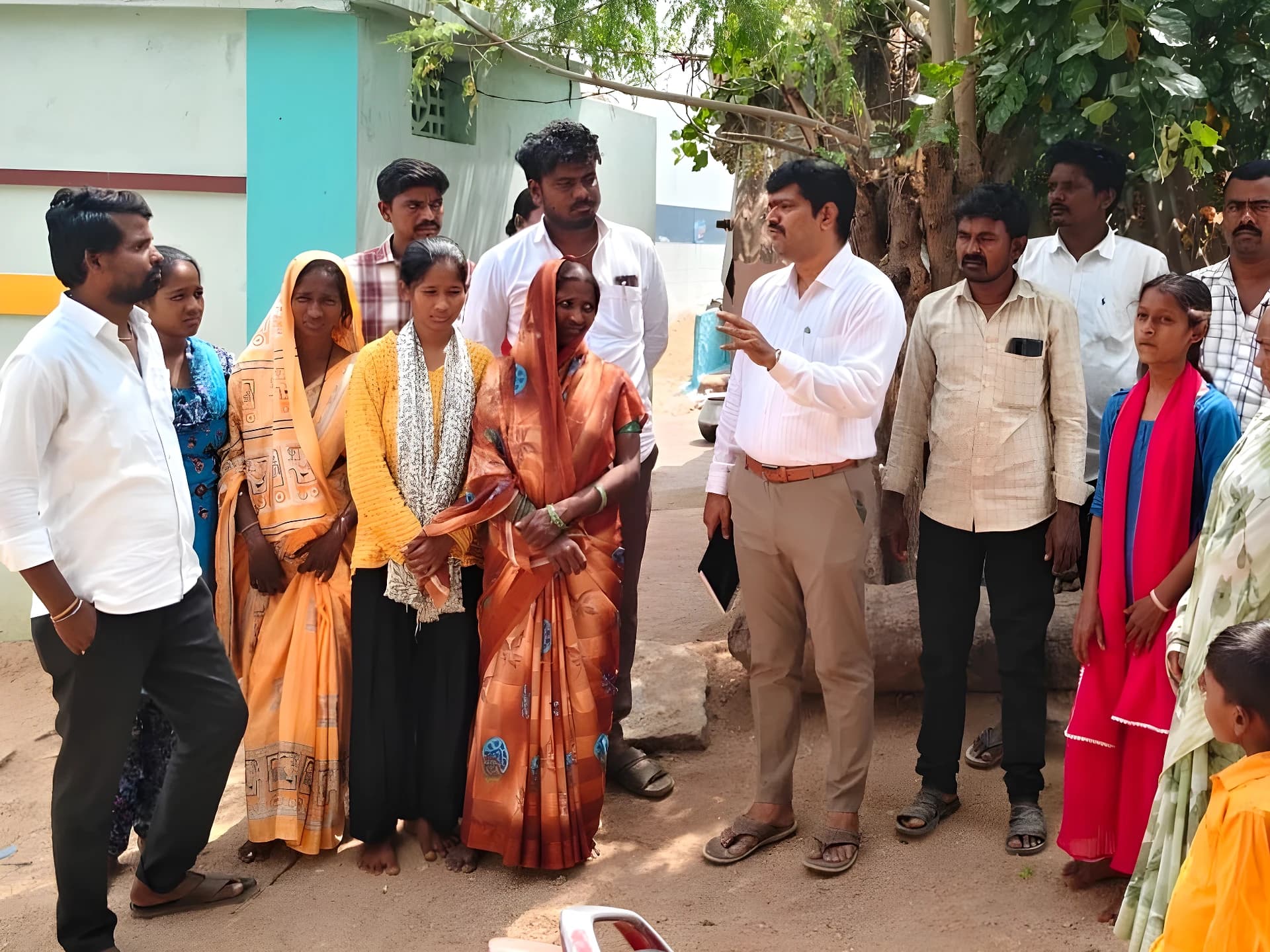 ప్రమాద బాధితులకు అండగా ఉంటాం