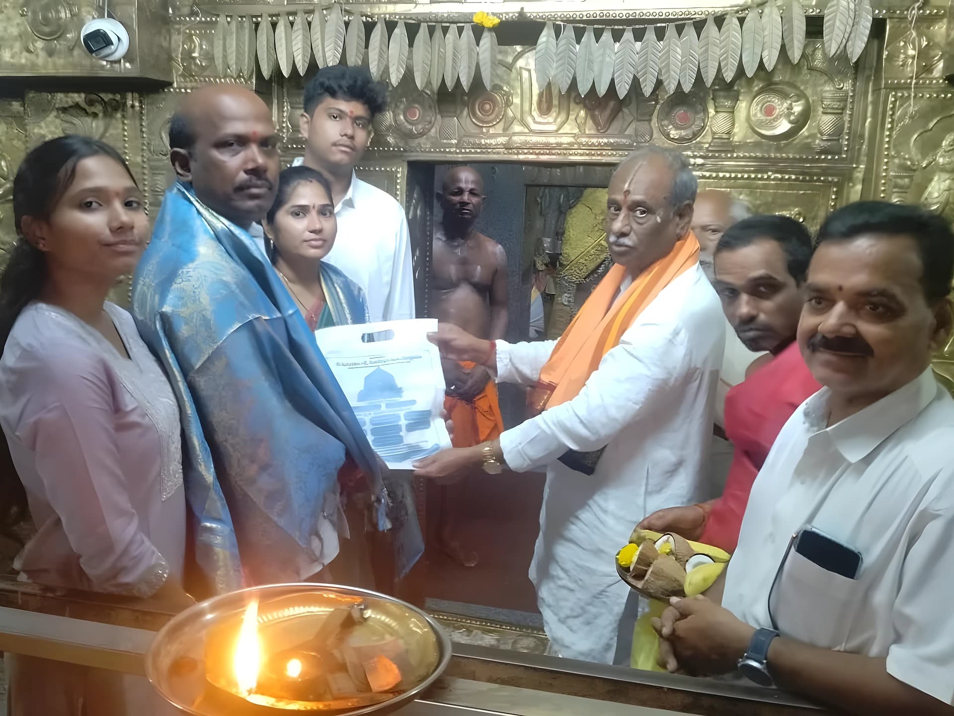 ఆదిశిల క్షేత్రంలో గద్వాల సీఐ ప్రత్యేక పూజలు
