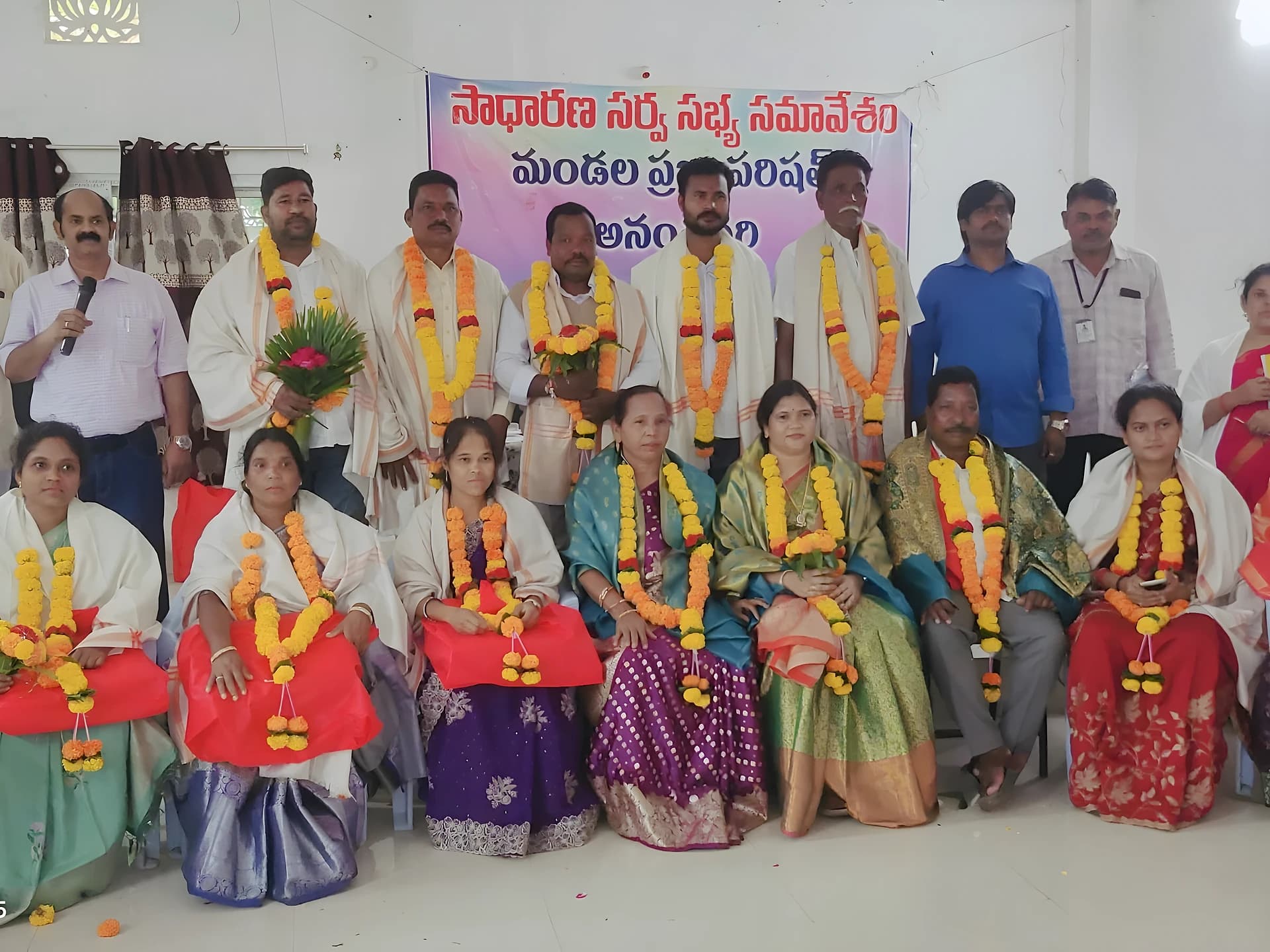 అనంతగిరిలో ఎంపీటీసీ సభ్యులకు సన్మానం