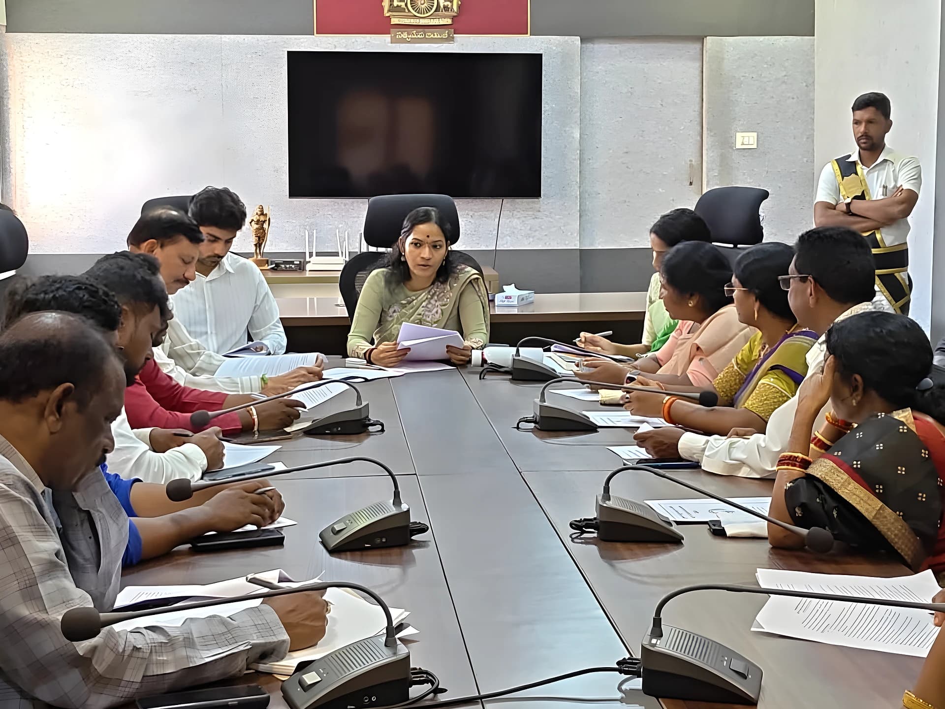 పాడేరులో స్థానిక ఎన్నికల సమీక్ష
