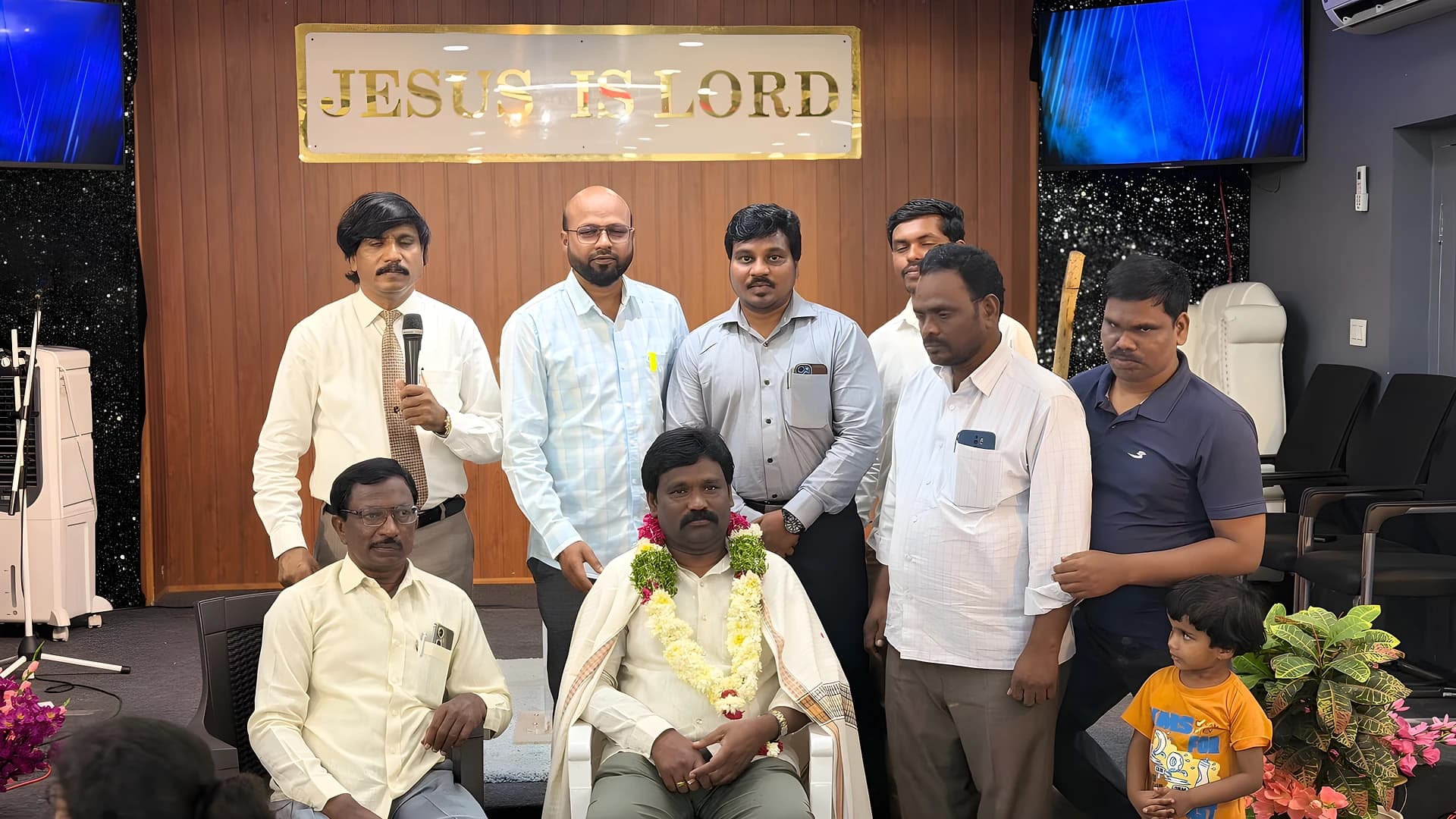 రాజ్యాంగ హక్కుల సమితి గౌరవ అధ్యక్షుడిగా పశువుల గోపాల్..!