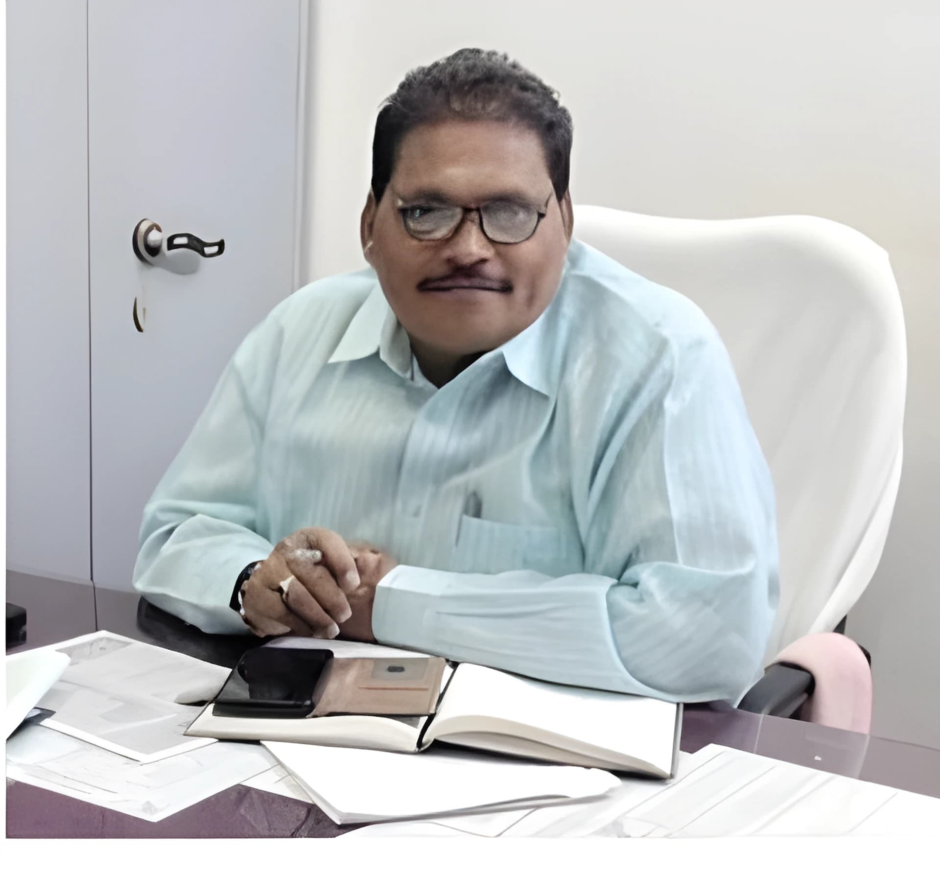 ప్లాస్టిక్ కవర్లు తొలగించండి.. అధికారులు వార్నింగ్