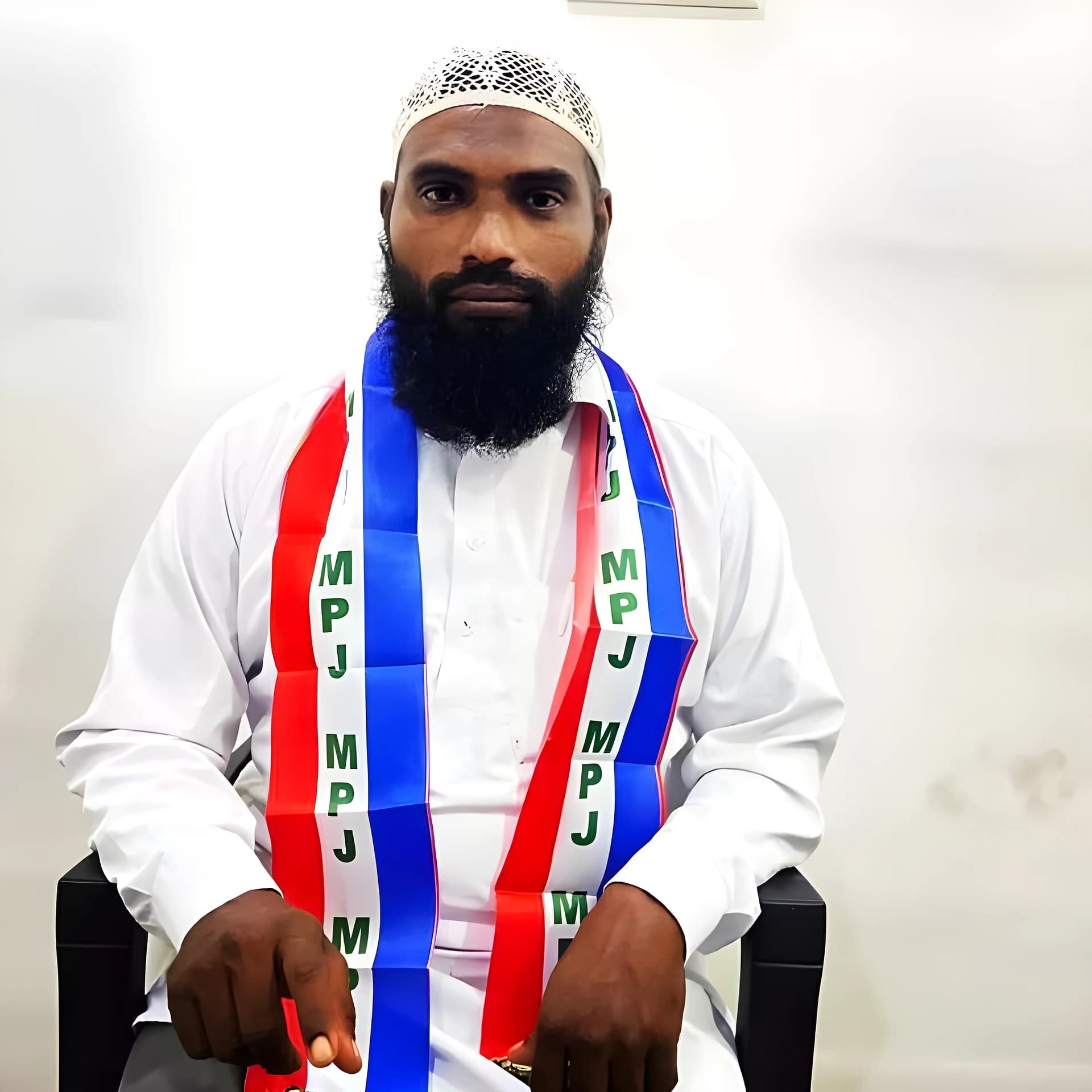 ఢిల్లీలో లేడీ జర్నలిస్ట్స్పై లాఠీఛార్జ్