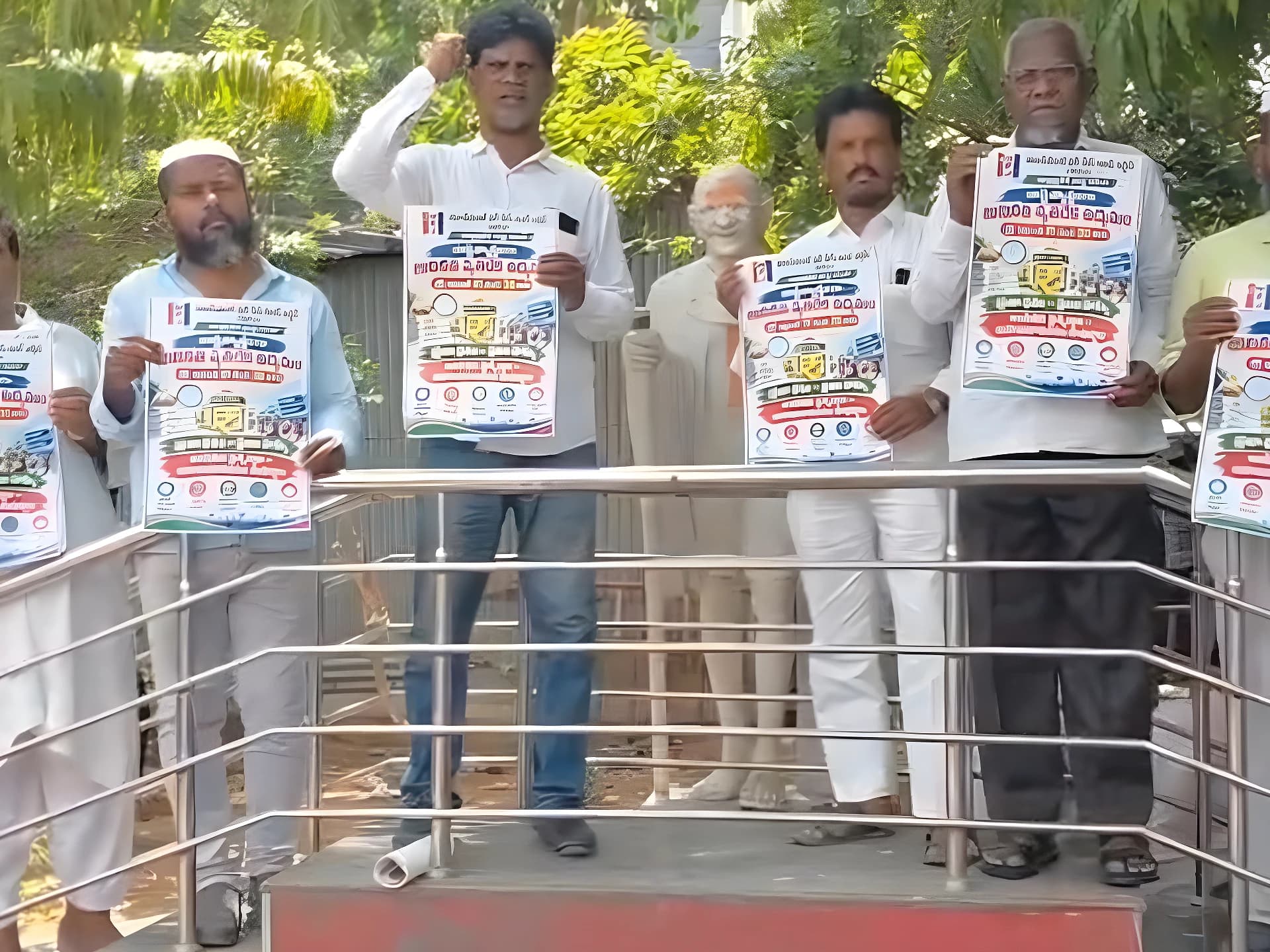 అవినీతిపై ప్రజలే ప్రశ్నించాలి: షేక్ అబ్దుల్ రజాక్