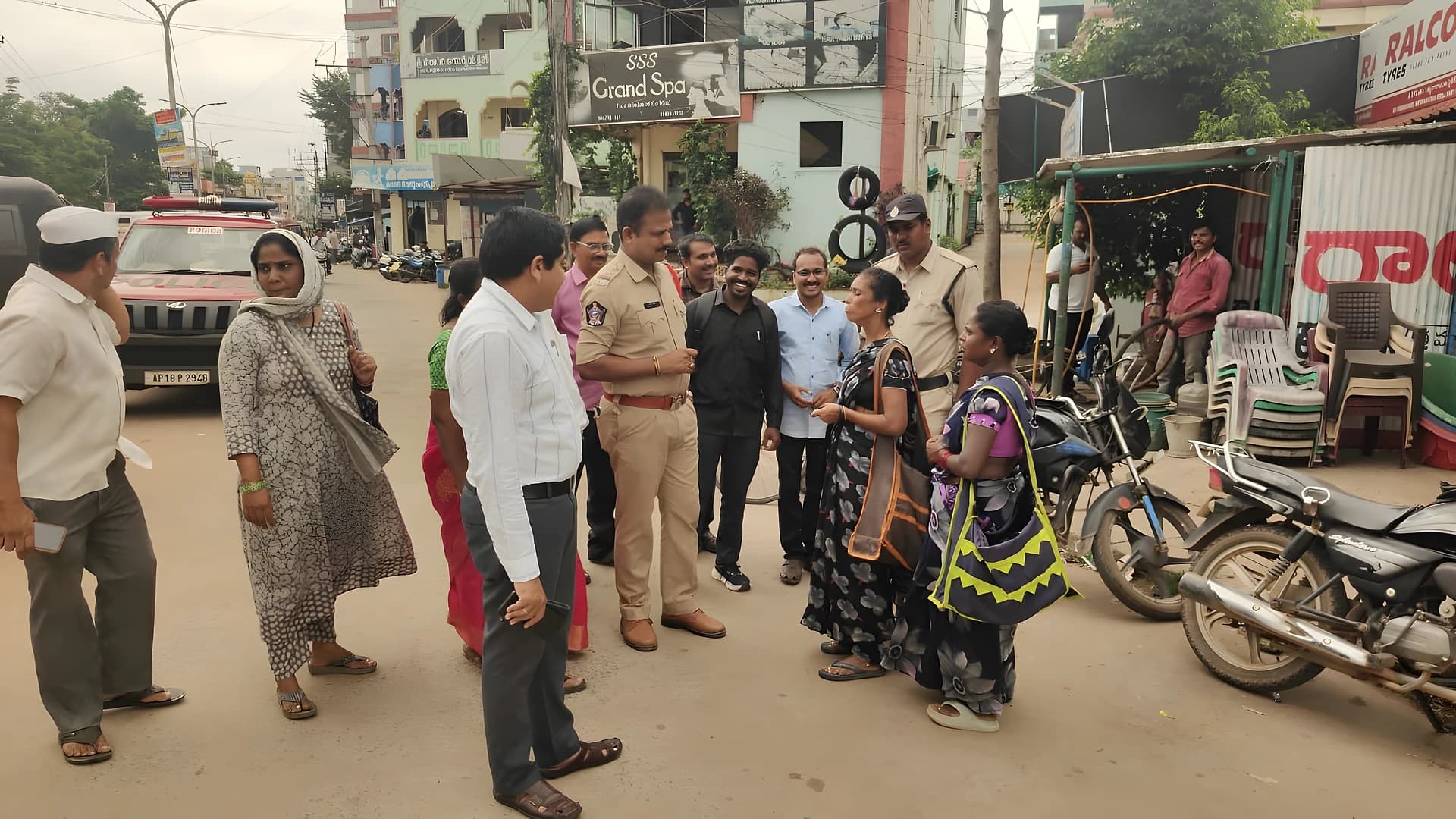 చిన్నారులతో భిక్షాటన చేస్తే కఠిన చర్యలు: ఎస్సై