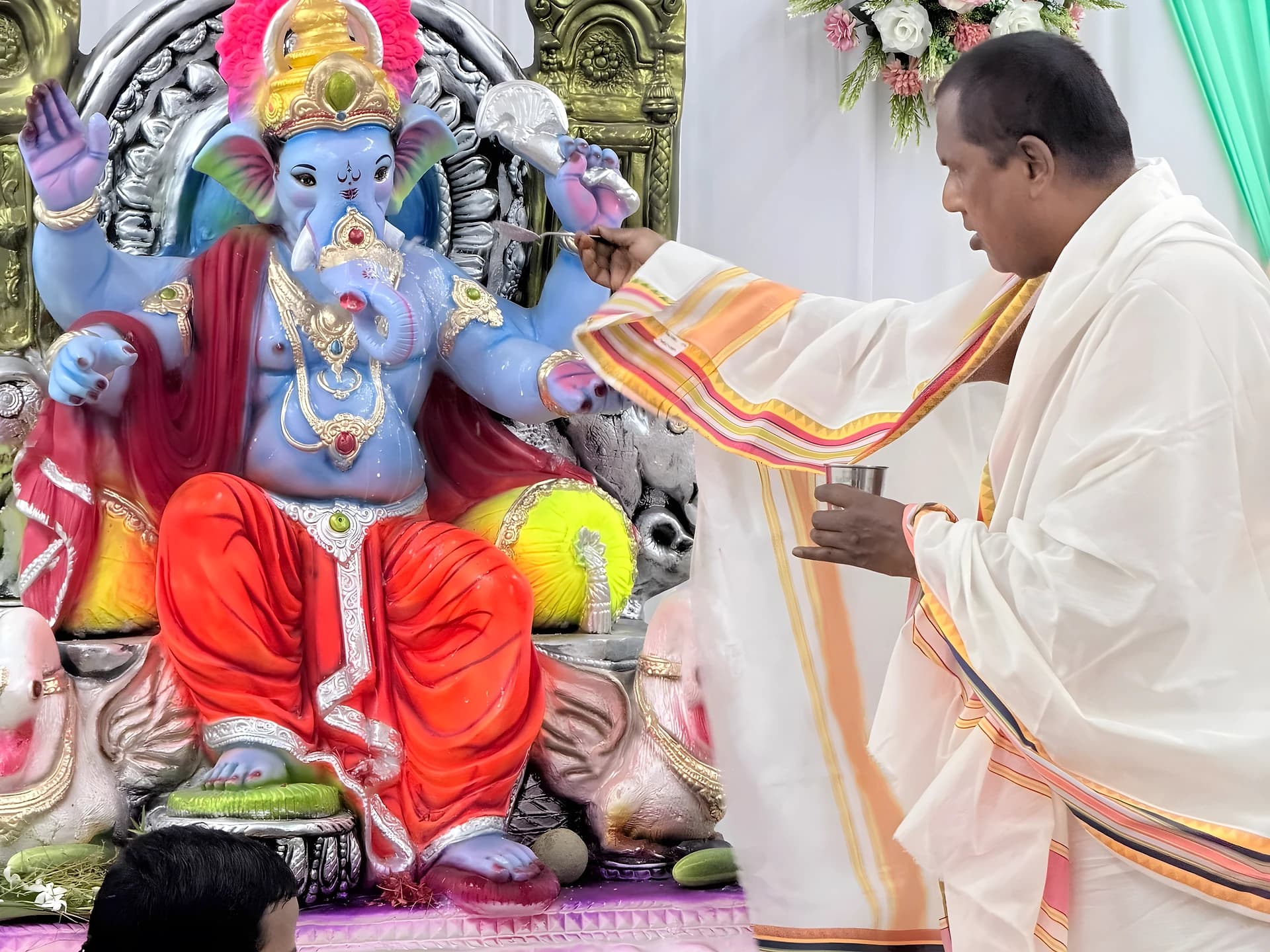 ఎమ్మెల్యే క్యాంపు కార్యాలయంలో వినాయక చవితి