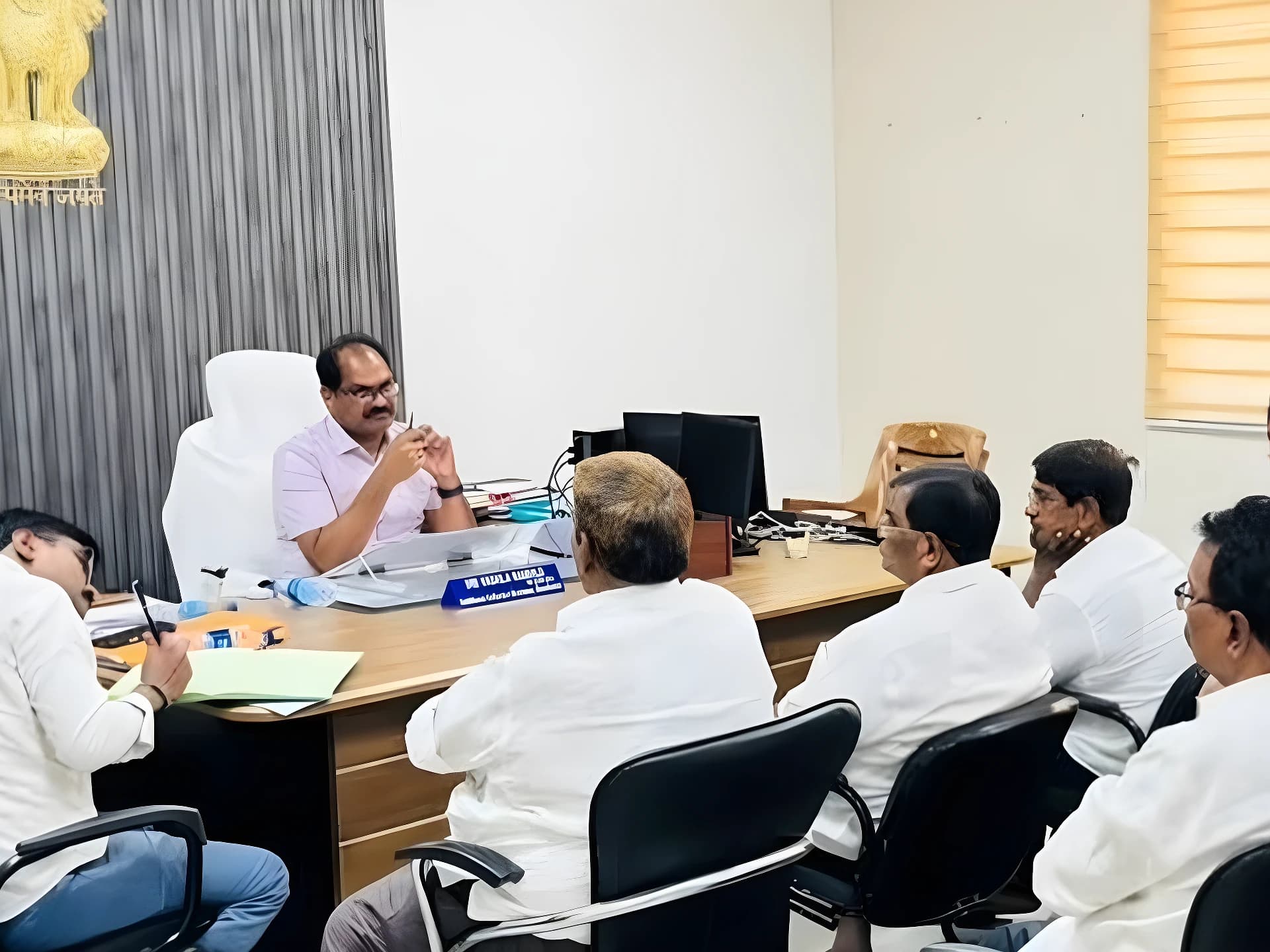 గడువులోగా బియ్యం సరఫరా పూర్తి చేయాలి