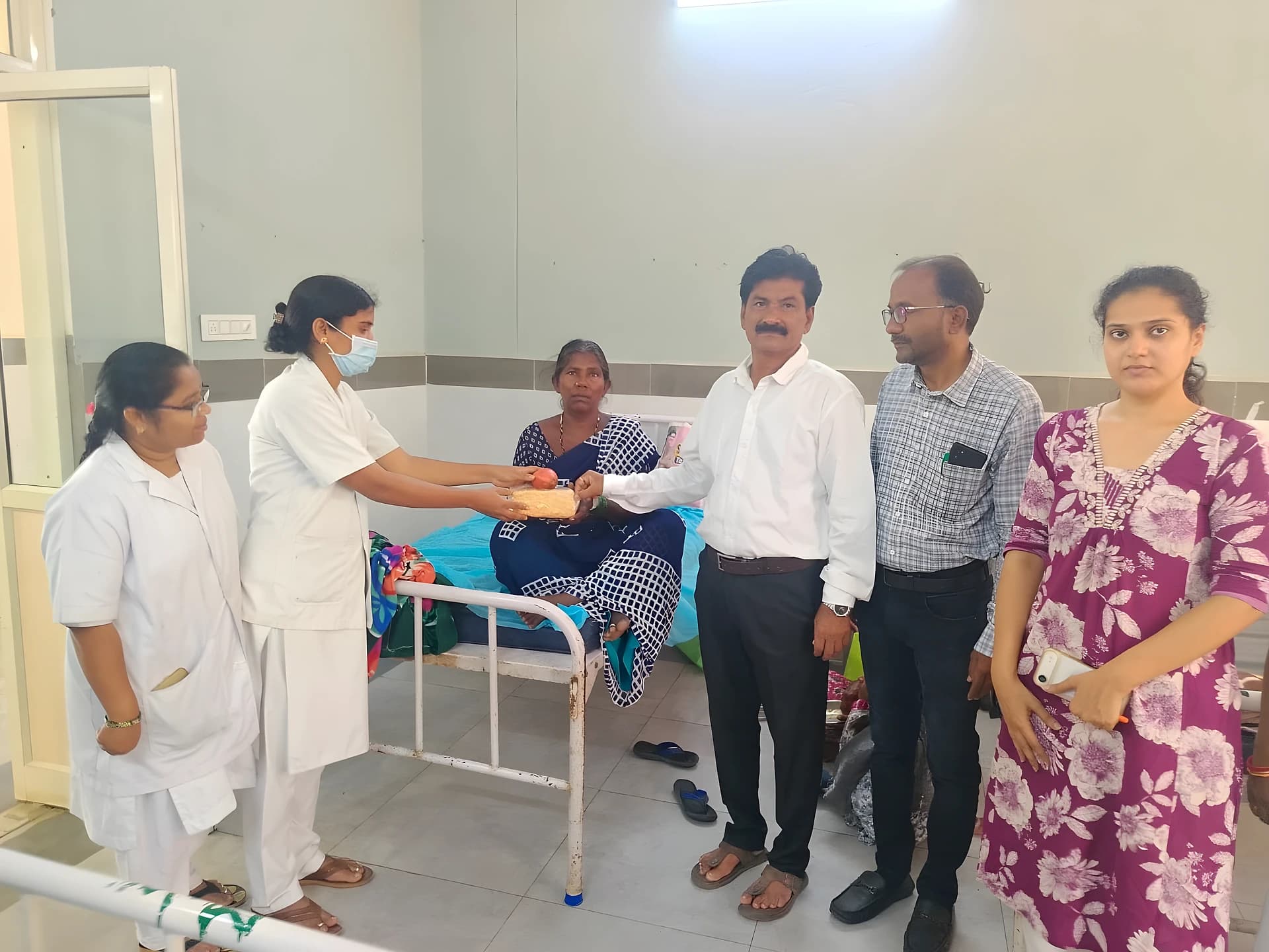 గుత్తిలో పల్లె ఉమా స్మృతిలో ఘన నివాళి!