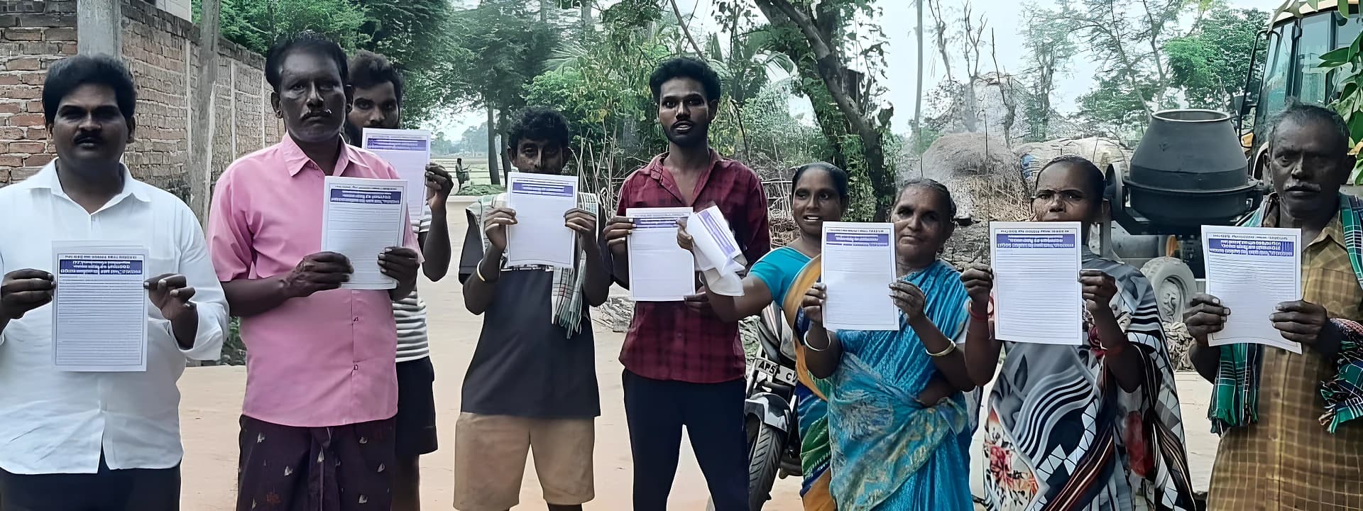 దళితవాడల సమస్యలపై కలెక్టరేట్ వద్ద ధర్నా