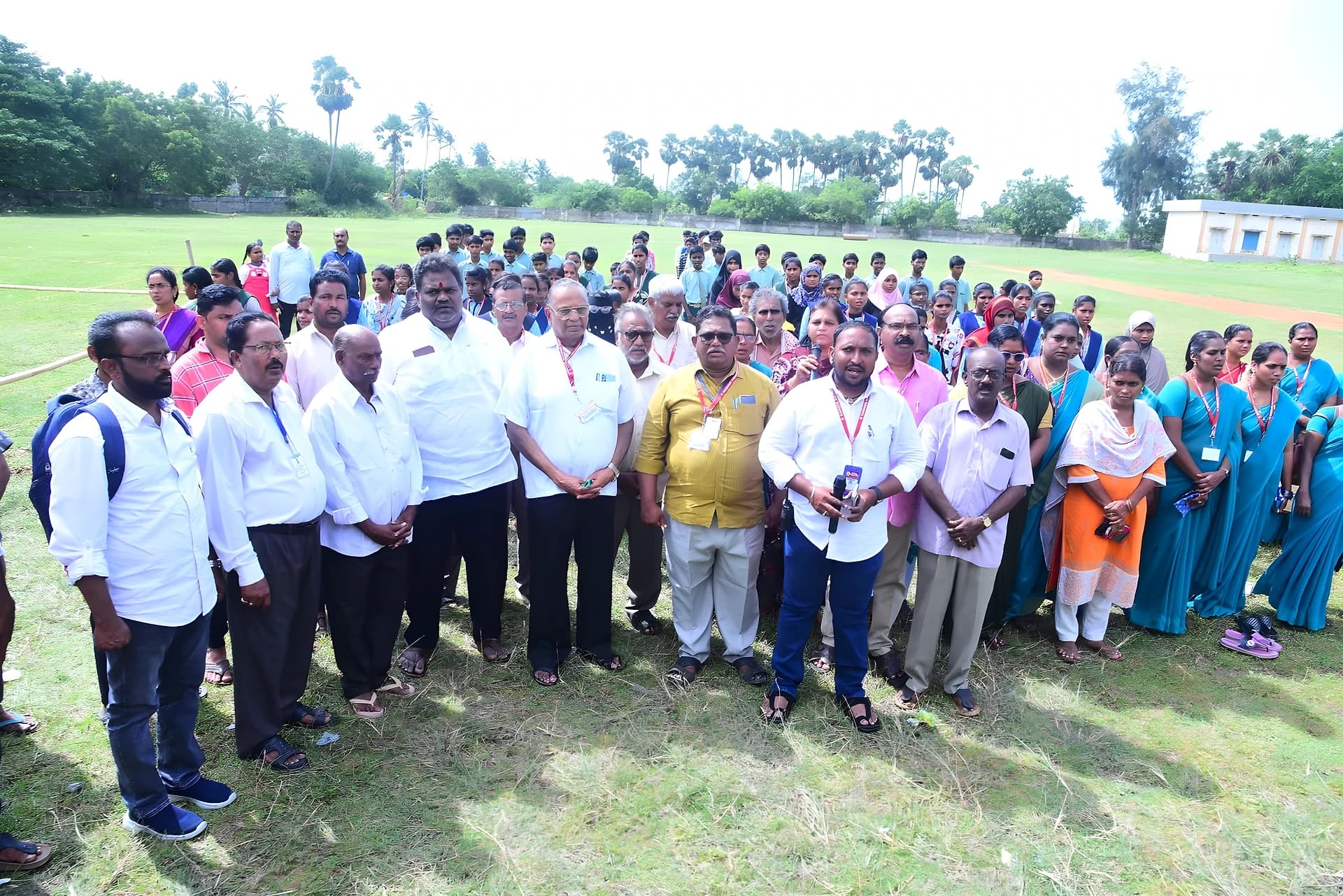 ‘ఇంటికో మొక్క ప్రతి పౌరుని బాధ్యత’