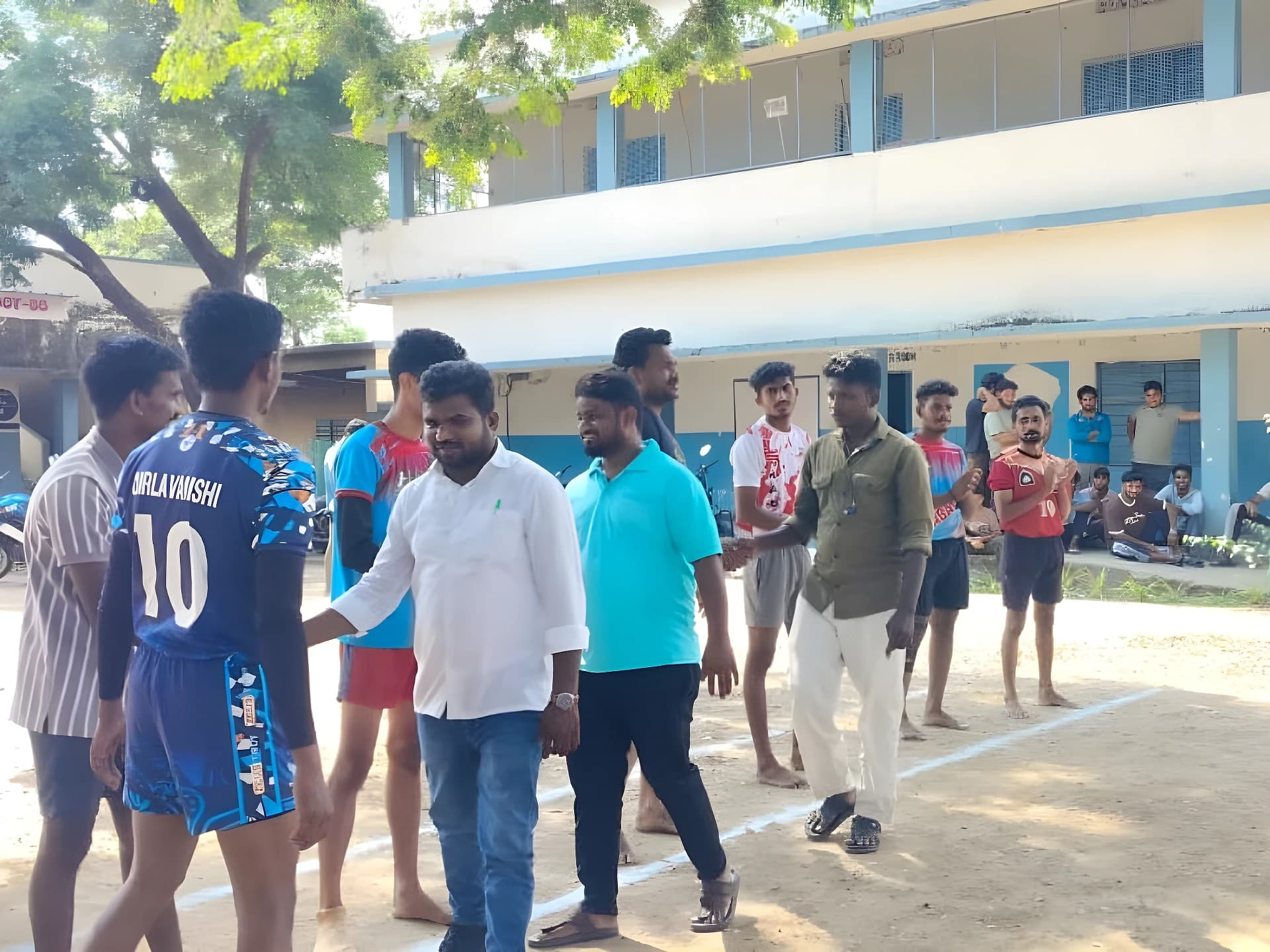 మండల స్థాయి కబడ్డీ పోటీలు ప్రారంభం